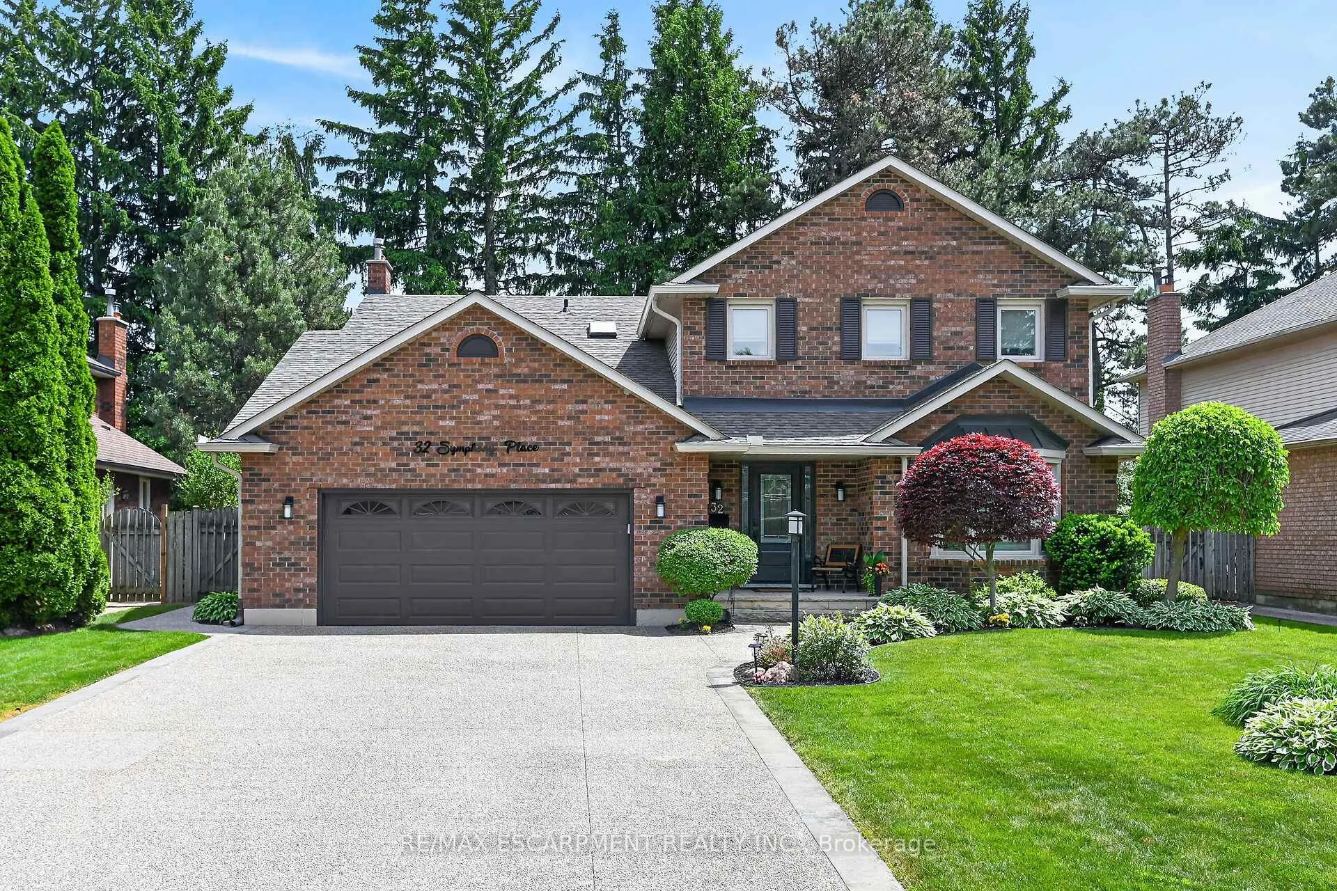 Photo 1 of 32 Symphony Place, Hamilton, Ancaster — HOMEH