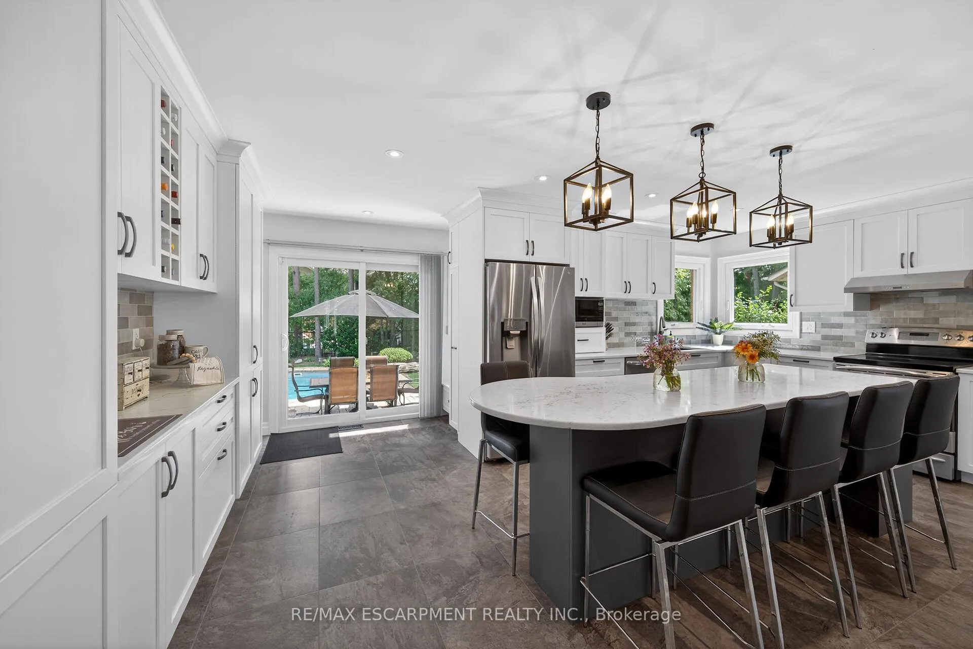 Photo 9 of 32 Symphony Place, Hamilton, Ancaster — HOMEH
