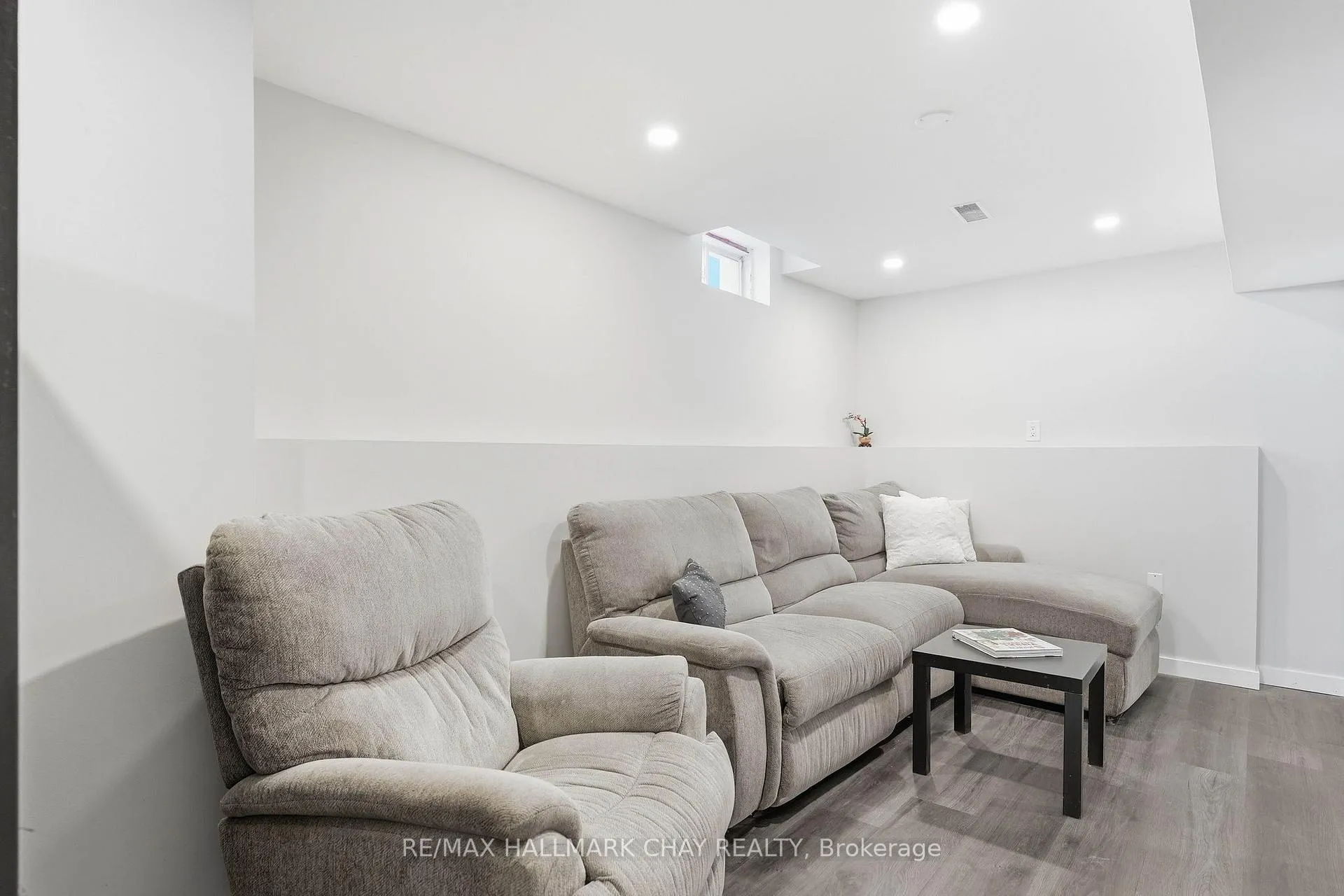 Photo 20 of 167 Maplewood Drive, Essa, Angus — HOMEH
