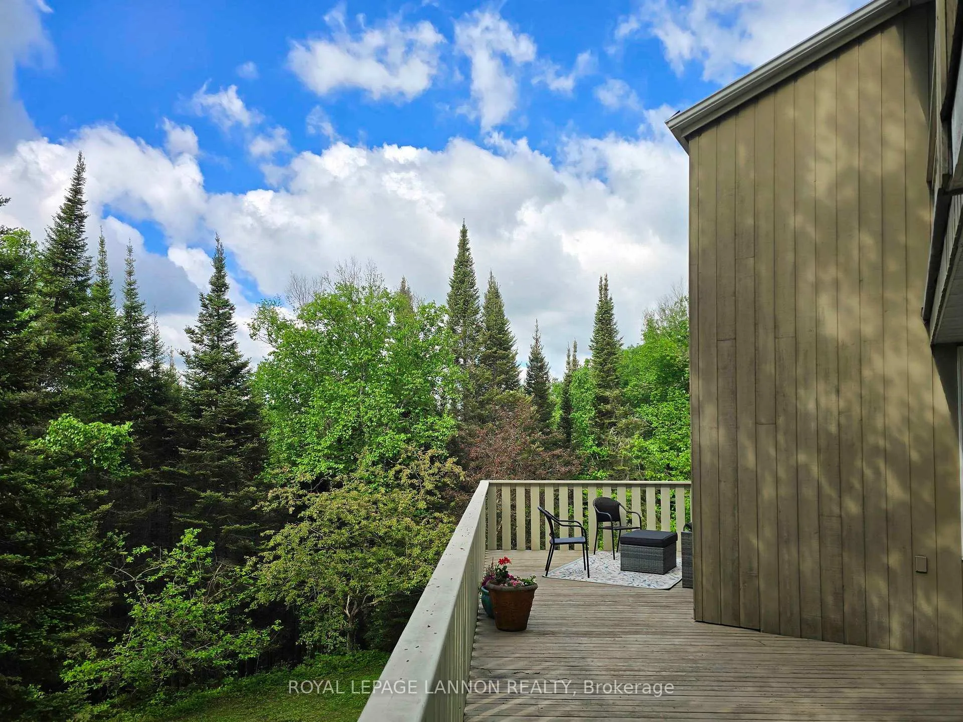 Photo 5 of 247 Shirley Rd, Thunder Bay, McIntyre North — HOMEH