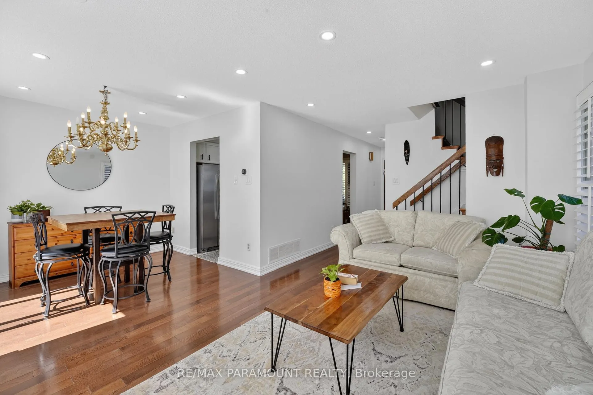 Photo 7 of 32 Fanshawe Drive, Brampton, Heart Lake West — HOMEH