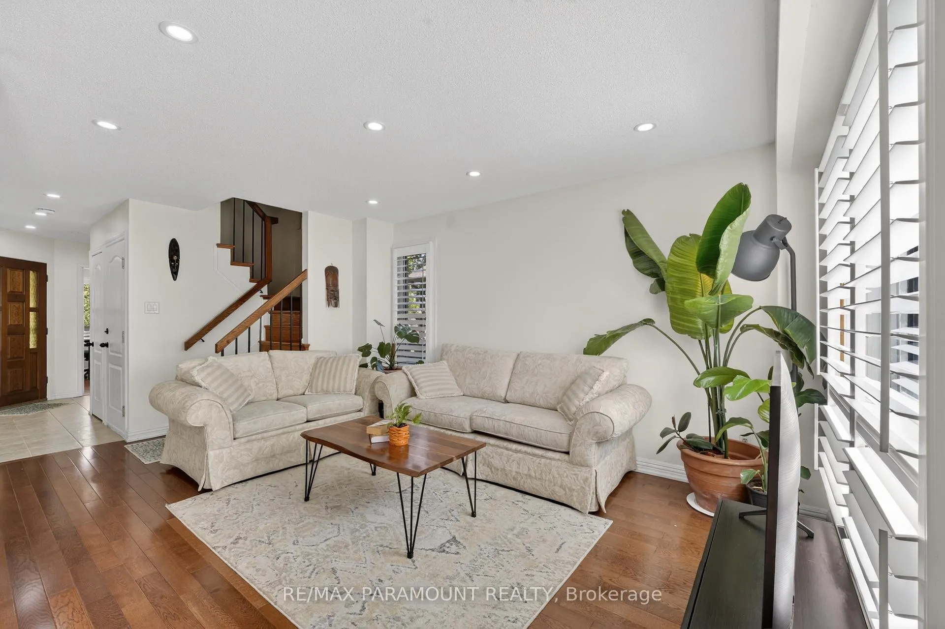 Photo 11 of 32 Fanshawe Drive, Brampton, Heart Lake West — HOMEH