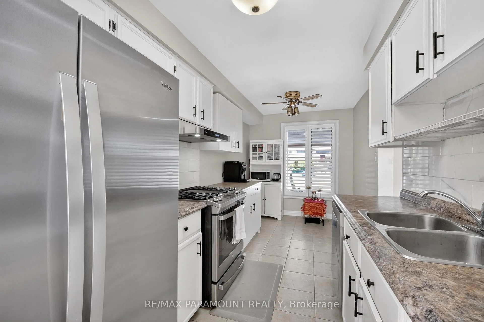 Photo 14 of 32 Fanshawe Drive, Brampton, Heart Lake West — HOMEH