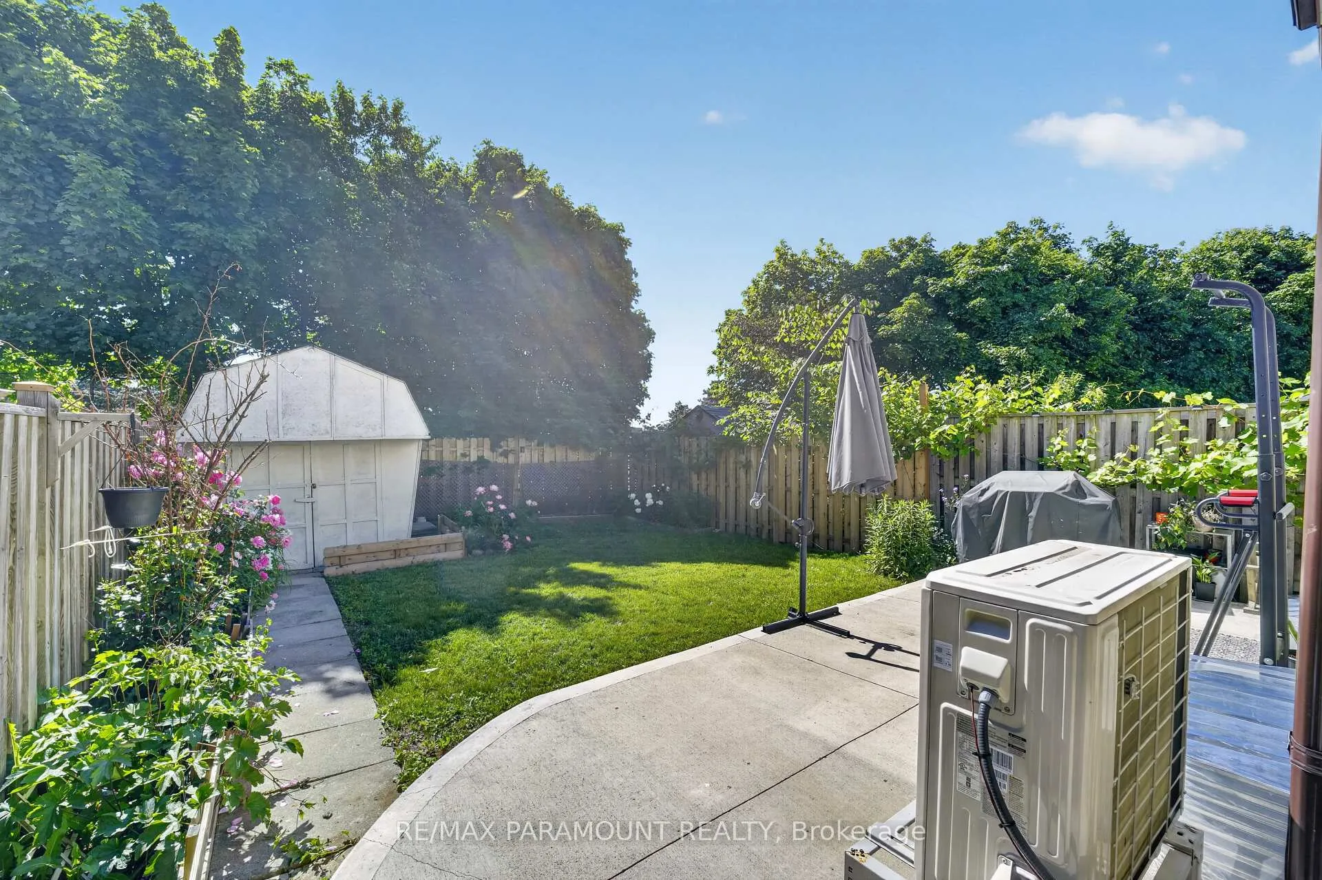 Photo 34 of 32 Fanshawe Drive, Brampton, Heart Lake West — HOMEH