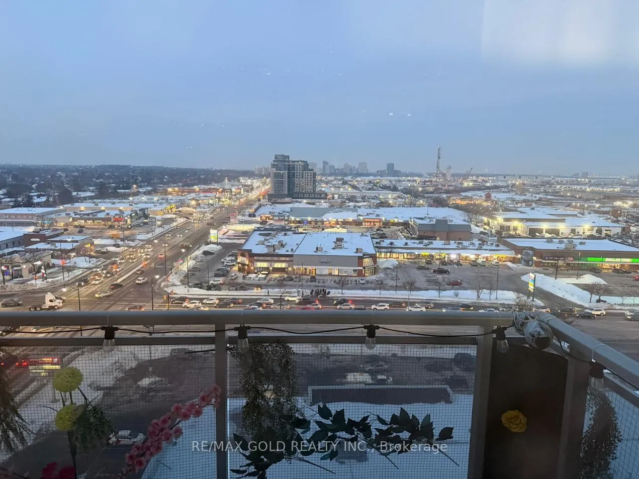 Photo 6 of Unit 1401, 215 Queen Street E, Brampton, Queen Street Corridor — HOMEH
