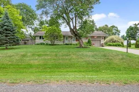 Photo 1 of 917 Meteor Avenue, Ottawa, Navan — HOMEH