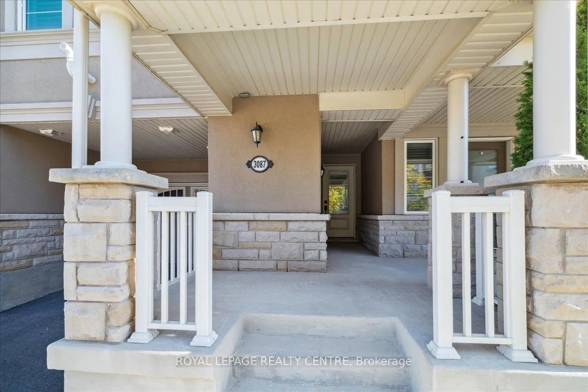 Photo 3 of 3087 Mistletoe Gardens, Oakville, Glenorchy — HOMEH
