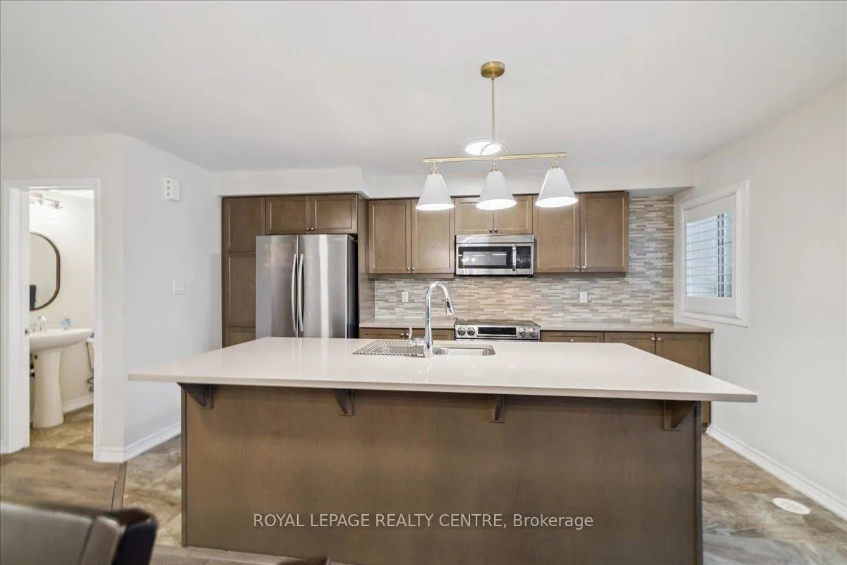 Photo 16 of 3087 Mistletoe Gardens, Oakville, Glenorchy — HOMEH