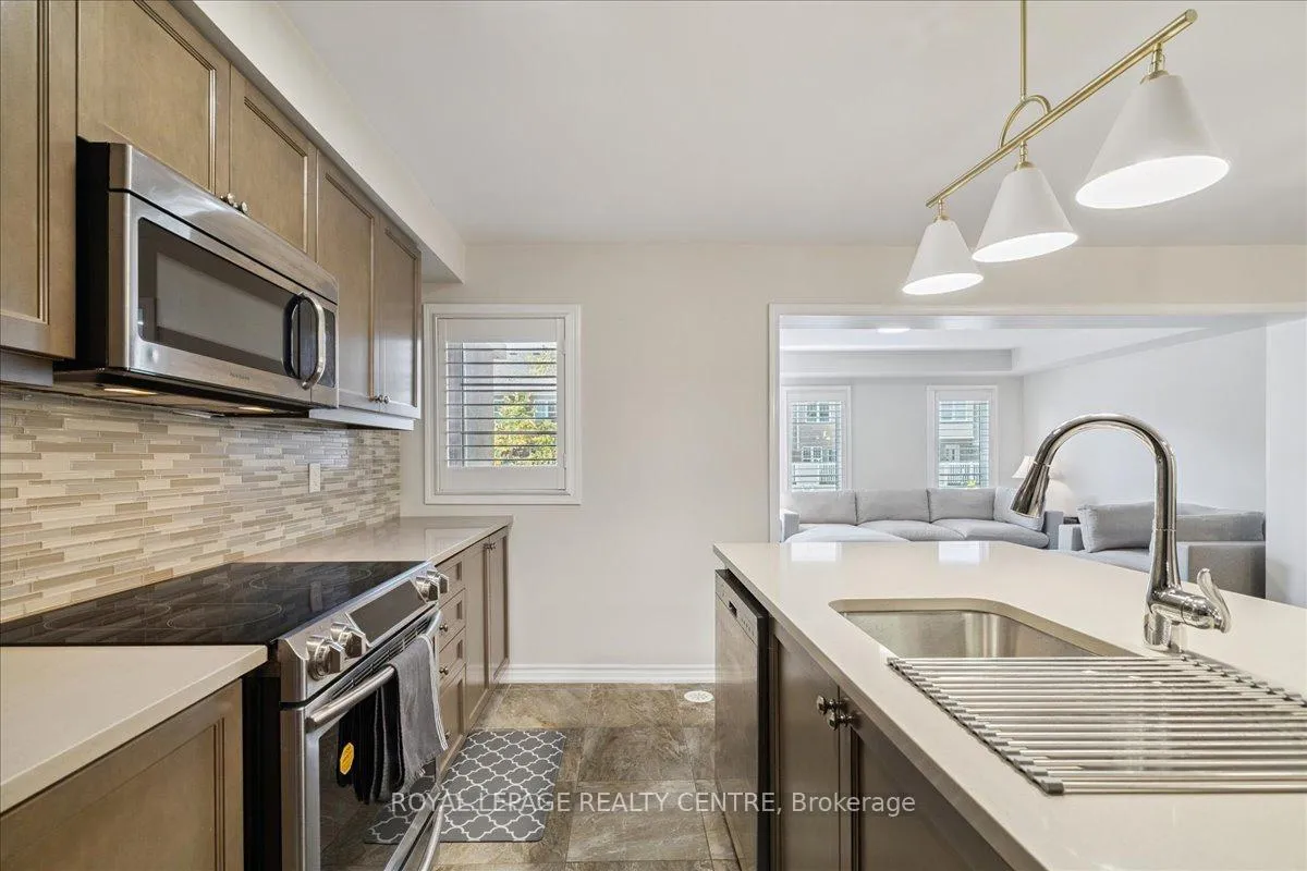 Photo 19 of 3087 Mistletoe Gardens, Oakville, Glenorchy — HOMEH