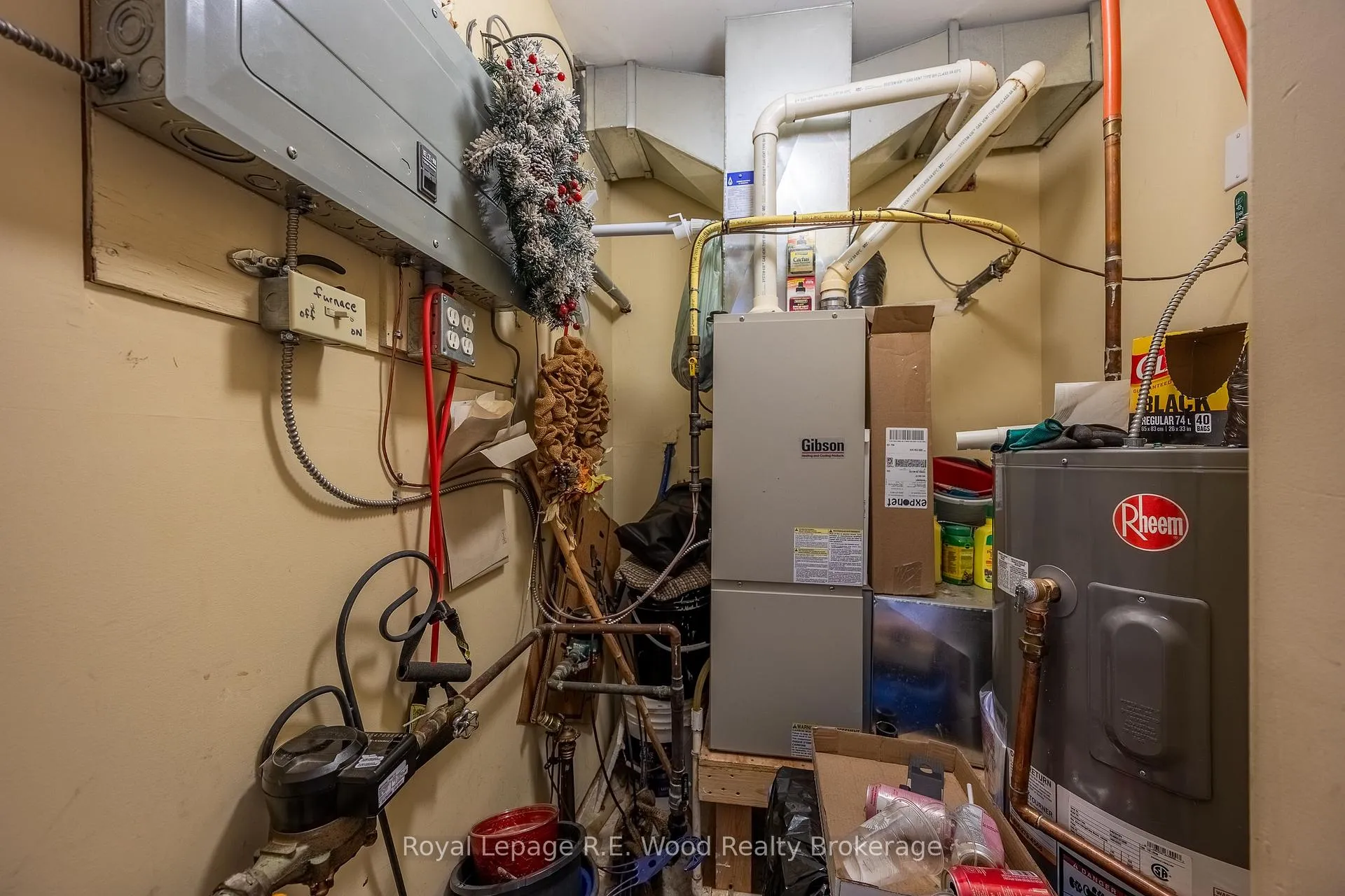 Photo 15 of 46 Oak Street, Bayham, Vienna — HOMEH