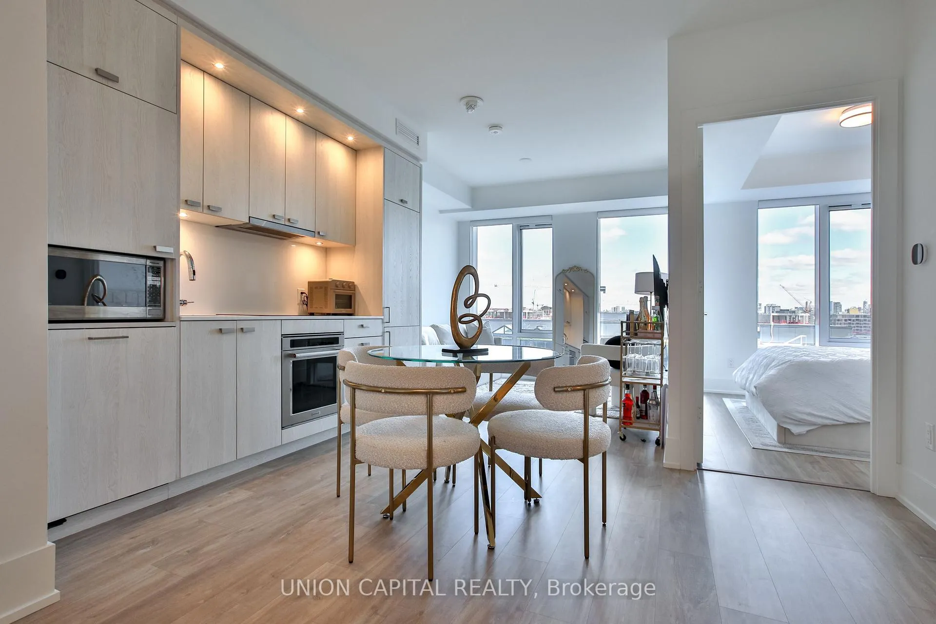 Photo 2 of Unit 1505, 480 Front Street W, Toronto, Waterfront Communities — HOMEH