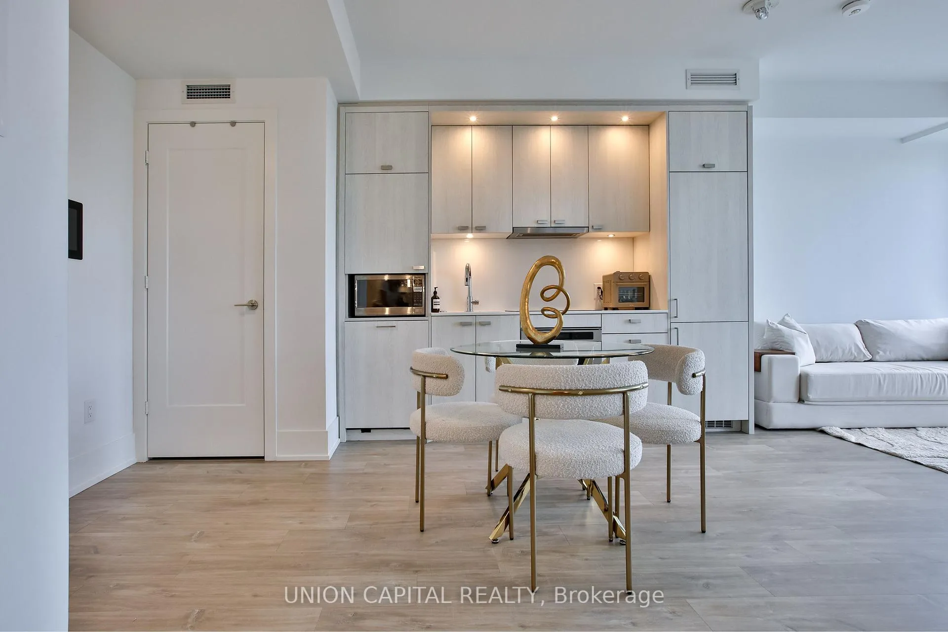 Photo 4 of Unit 1505, 480 Front Street W, Toronto, Waterfront Communities — HOMEH