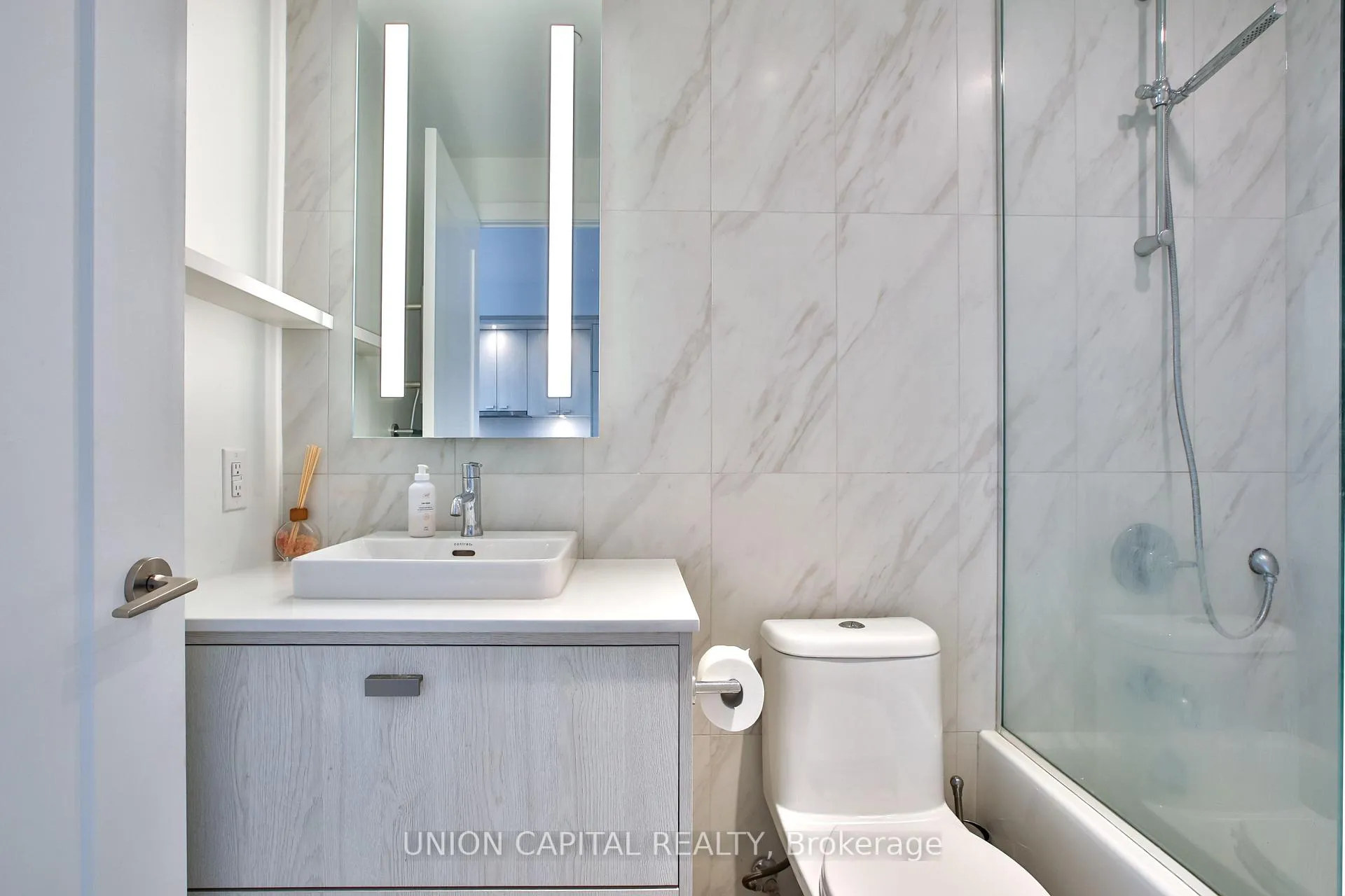 Photo 19 of Unit 1505, 480 Front Street W, Toronto, Waterfront Communities — HOMEH