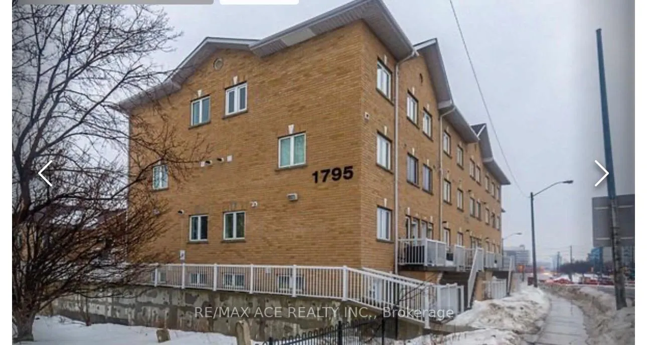 Front of Unit 210, 1795 Markham Road E