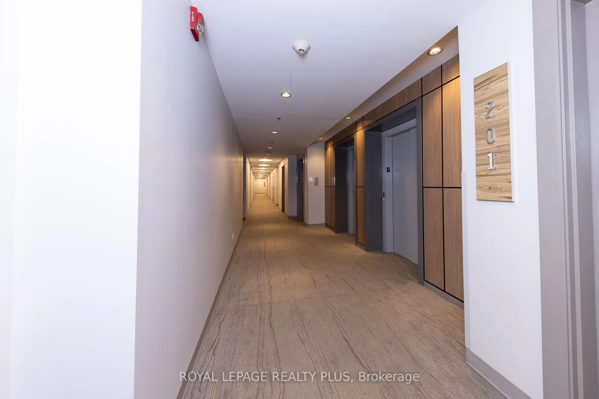 Photo 10 of Unit 207, 10 Esplanade Lane, Grimsby, Grimsby Beach — HOMEH