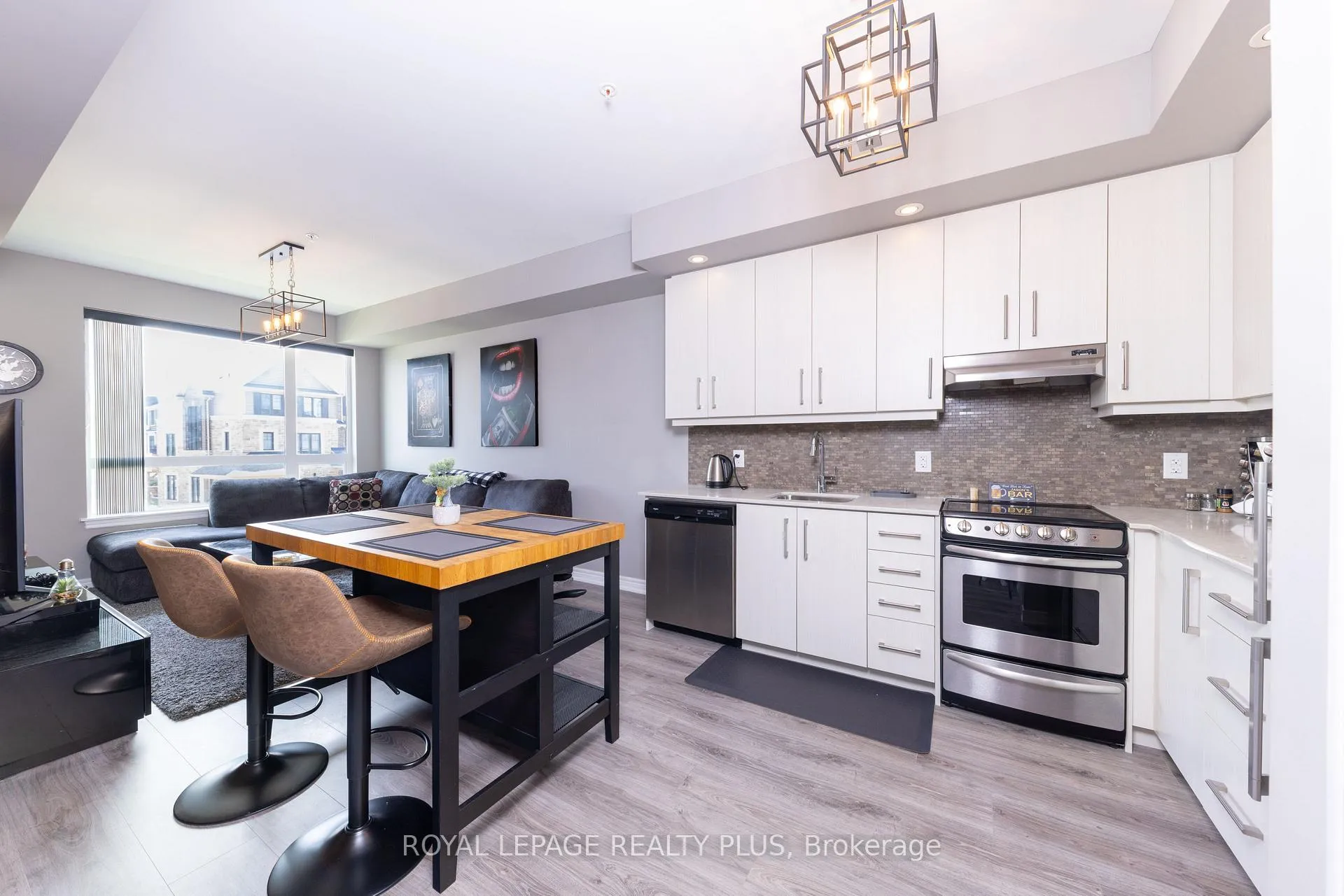 Photo 16 of Unit 207, 10 Esplanade Lane, Grimsby, Grimsby Beach — HOMEH