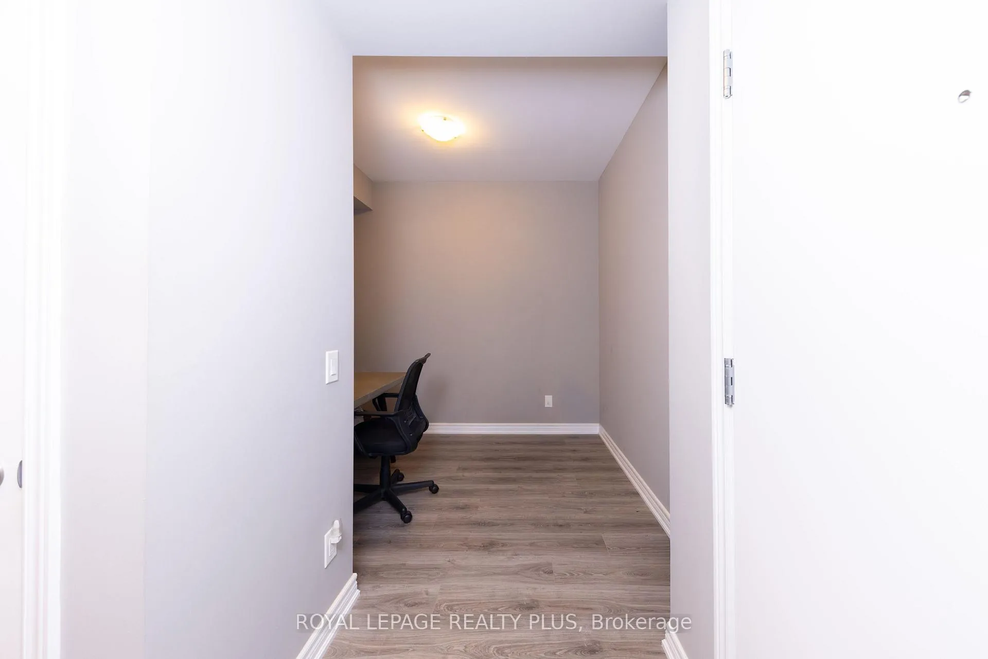 Photo 25 of Unit 207, 10 Esplanade Lane, Grimsby, Grimsby Beach — HOMEH