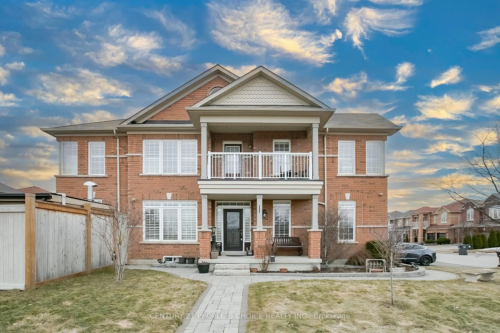 Photo 1 of 33 Accent Circle, Brampton, Northwest Sandalwood Parkway — HOMEH