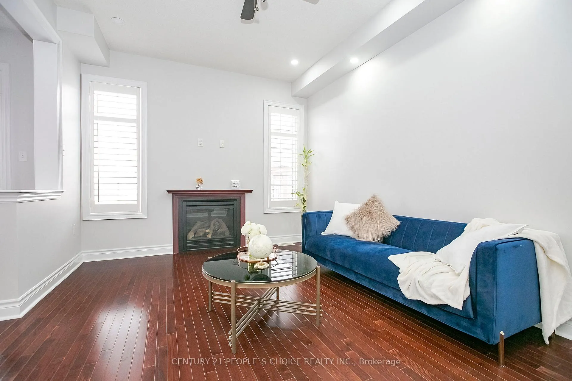 Photo 12 of 33 Accent Circle, Brampton, Northwest Sandalwood Parkway — HOMEH