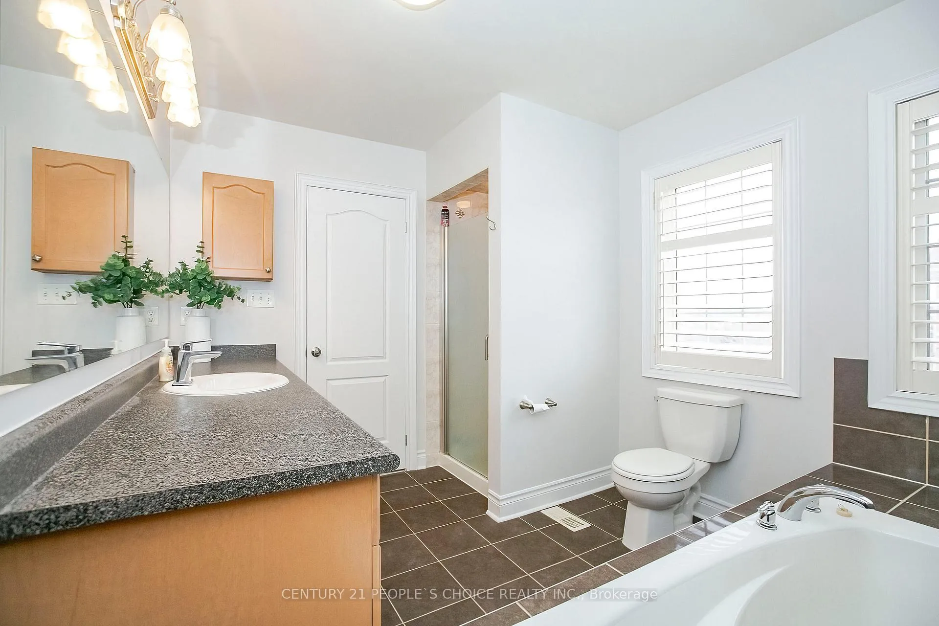 Photo 37 of 33 Accent Circle, Brampton, Northwest Sandalwood Parkway — HOMEH