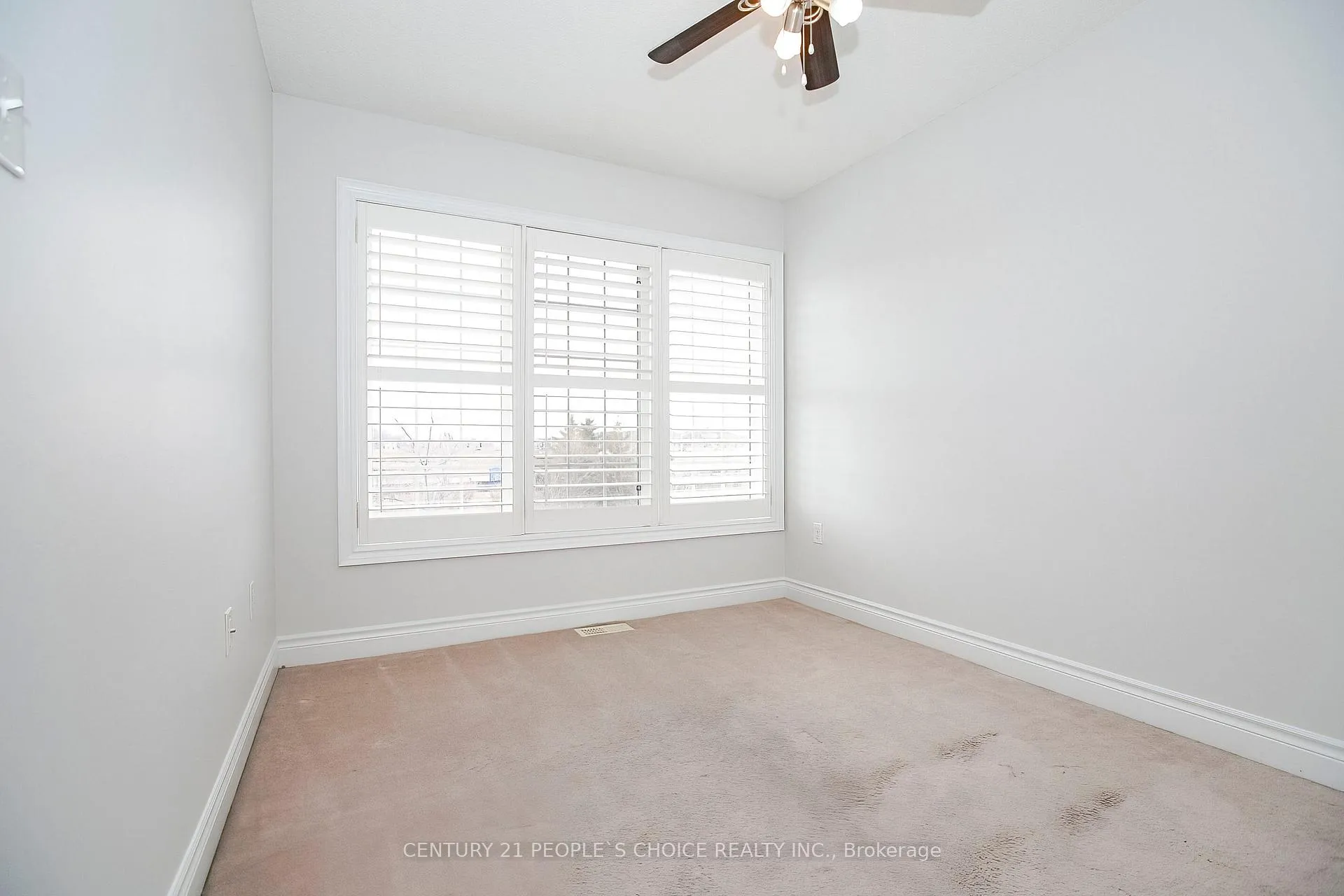 Photo 38 of 33 Accent Circle, Brampton, Northwest Sandalwood Parkway — HOMEH