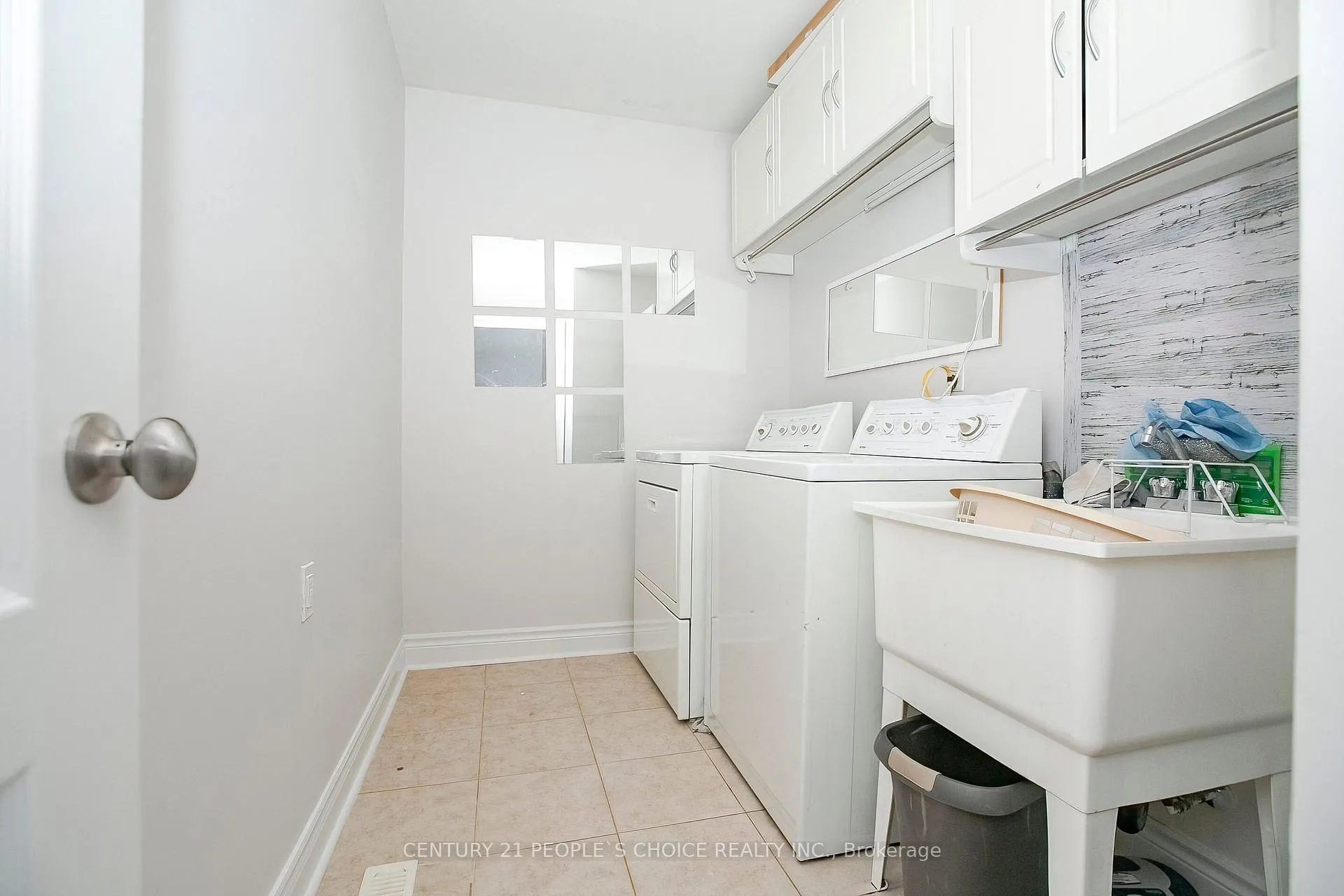 Photo 42 of 33 Accent Circle, Brampton, Northwest Sandalwood Parkway — HOMEH