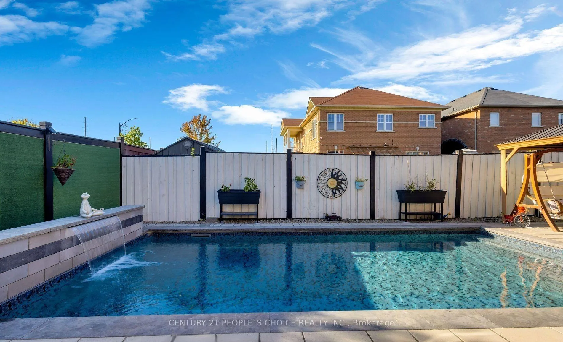 Photo 44 of 33 Accent Circle, Brampton, Northwest Sandalwood Parkway — HOMEH
