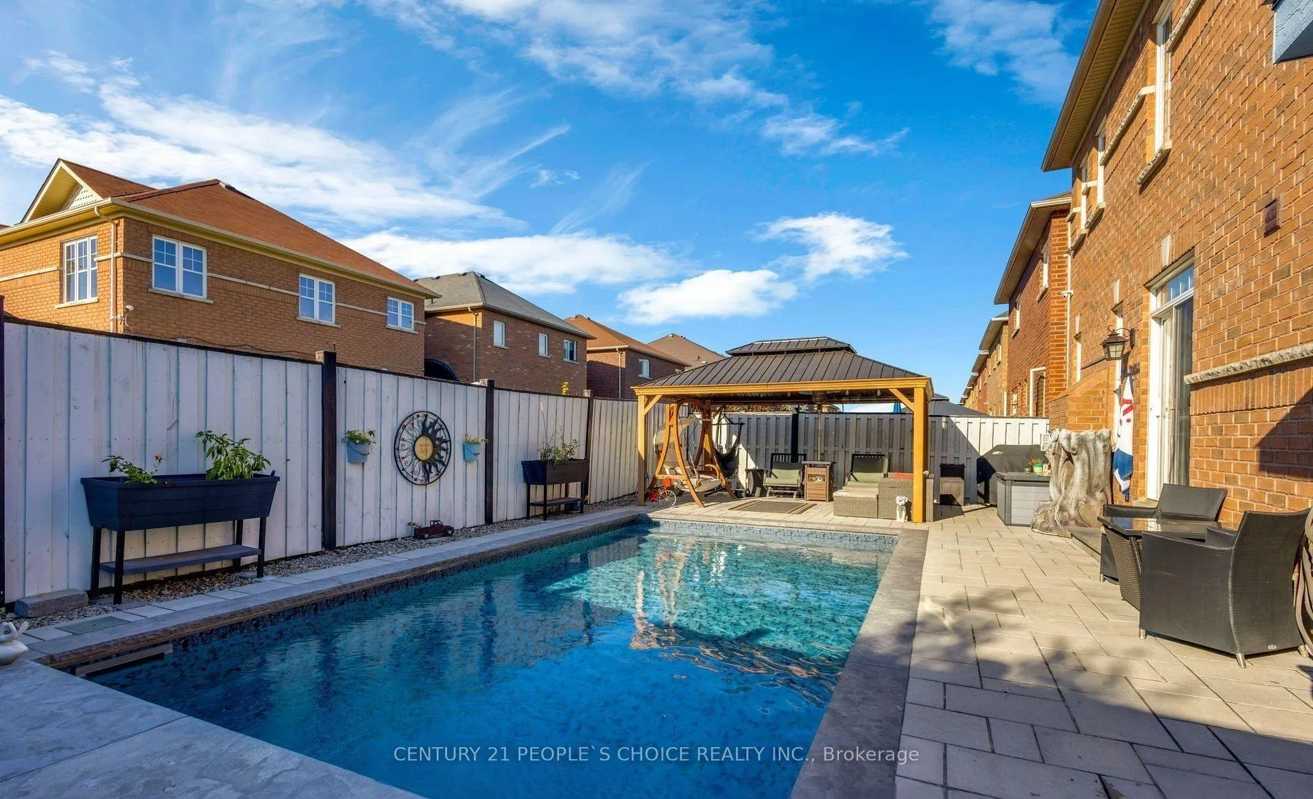 Photo 46 of 33 Accent Circle, Brampton, Northwest Sandalwood Parkway — HOMEH