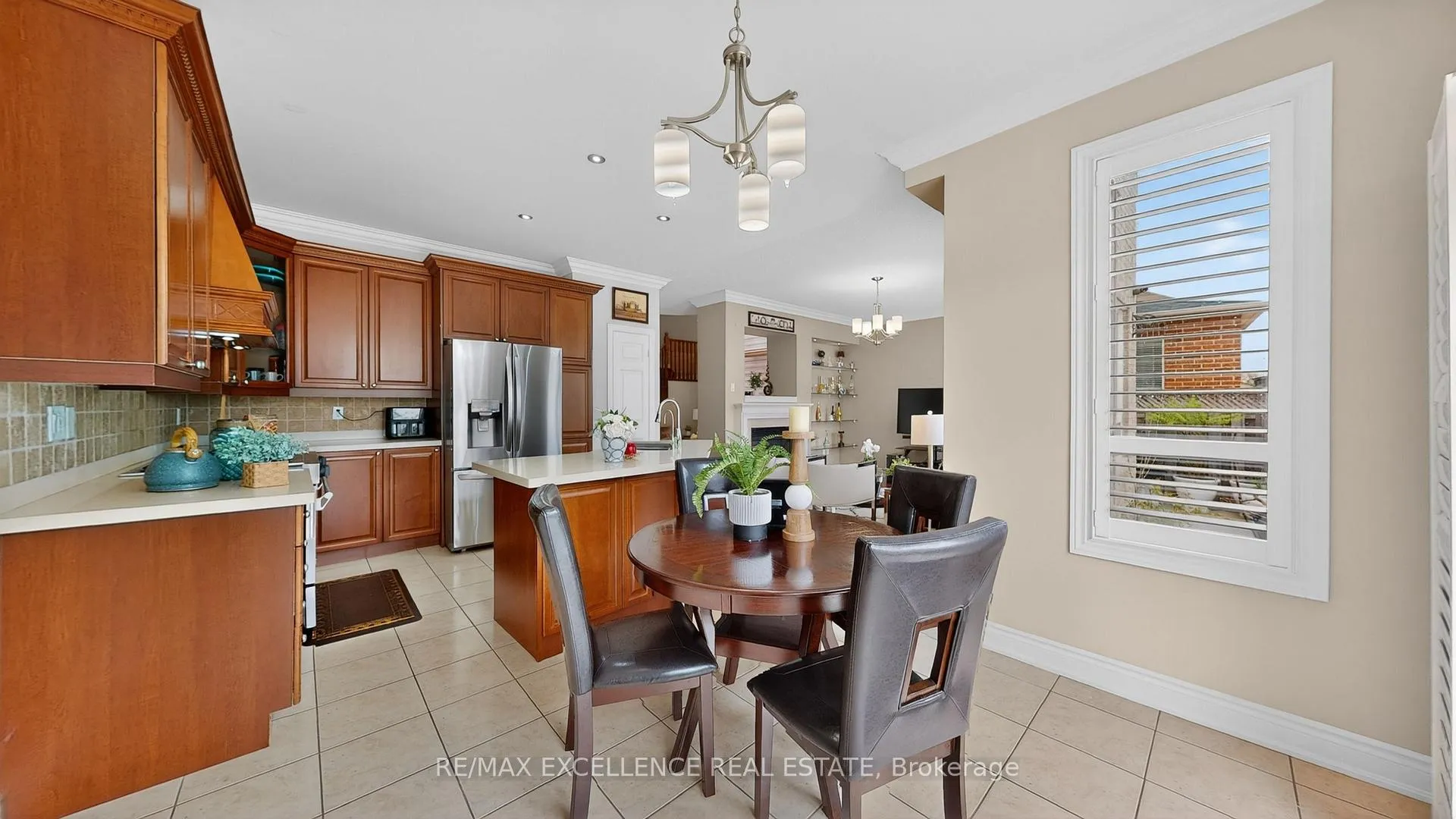 Photo 21 of 26 Blue Diamond Drive, Brampton, Bramalea North Industrial — HOMEH