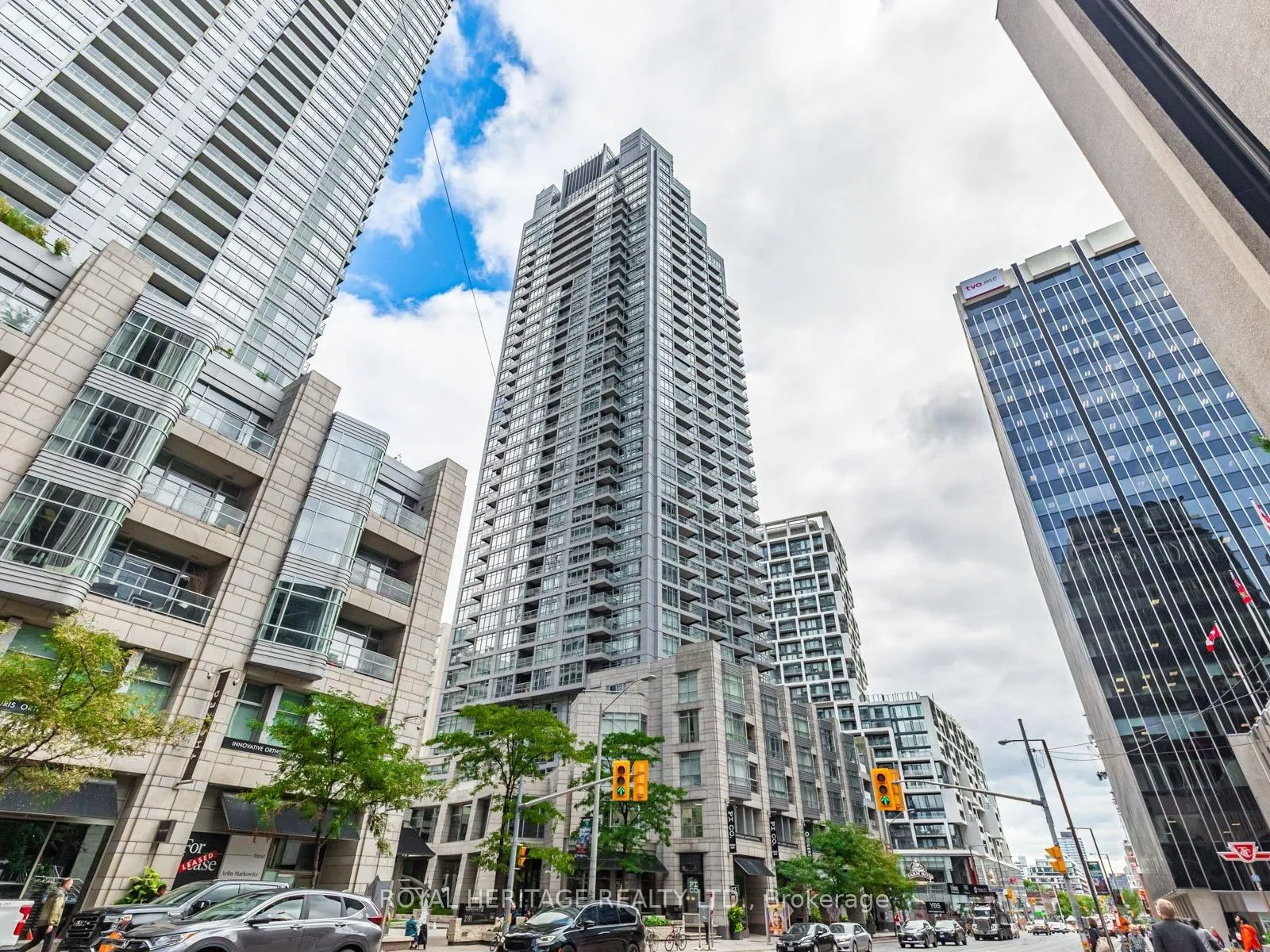 Photo 1 of Unit 2305, 2181 Yonge Street, Toronto, Mount Pleasant West — HOMEH