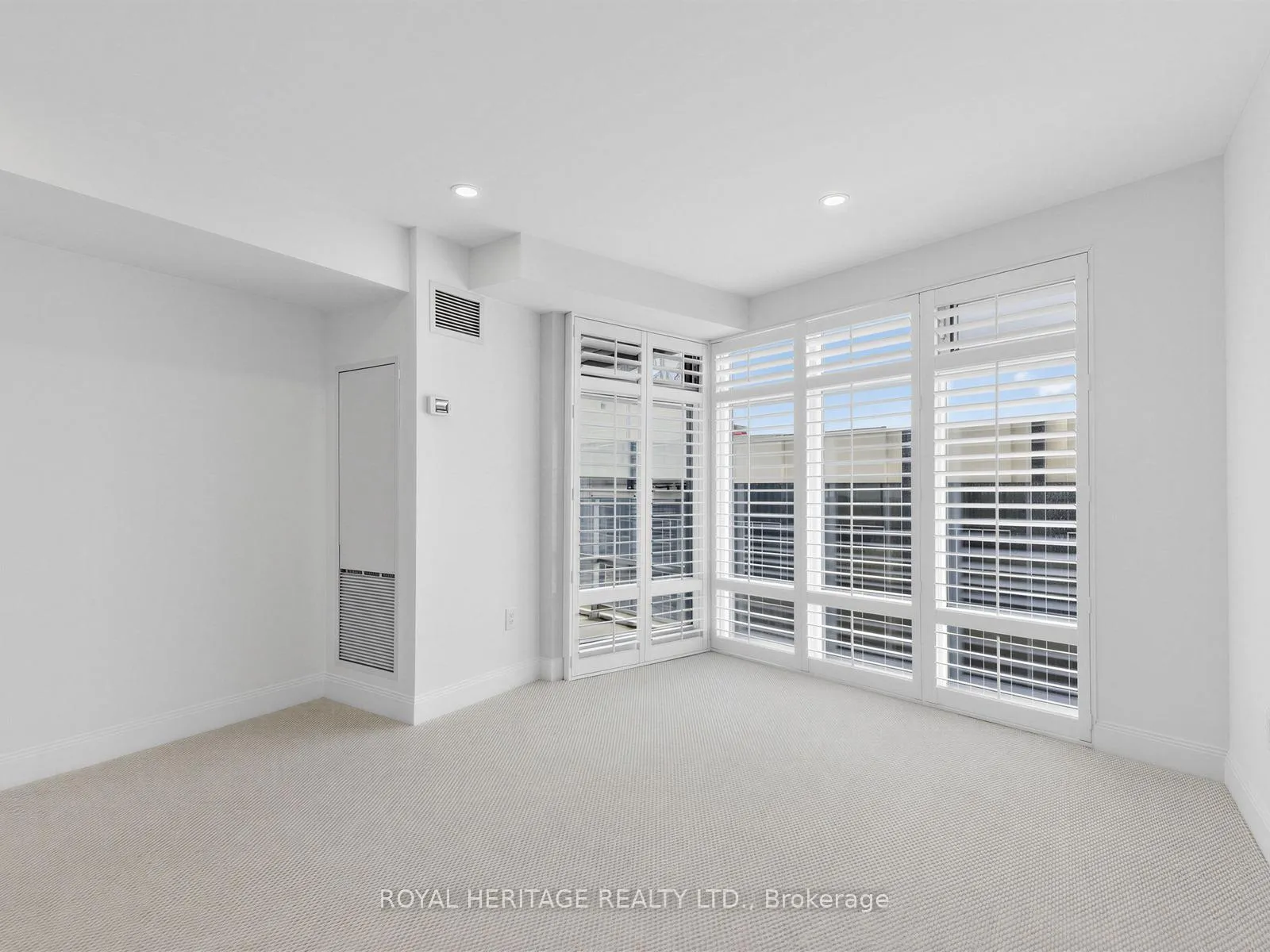 Photo 6 of Unit 2305, 2181 Yonge Street, Toronto, Mount Pleasant West — HOMEH