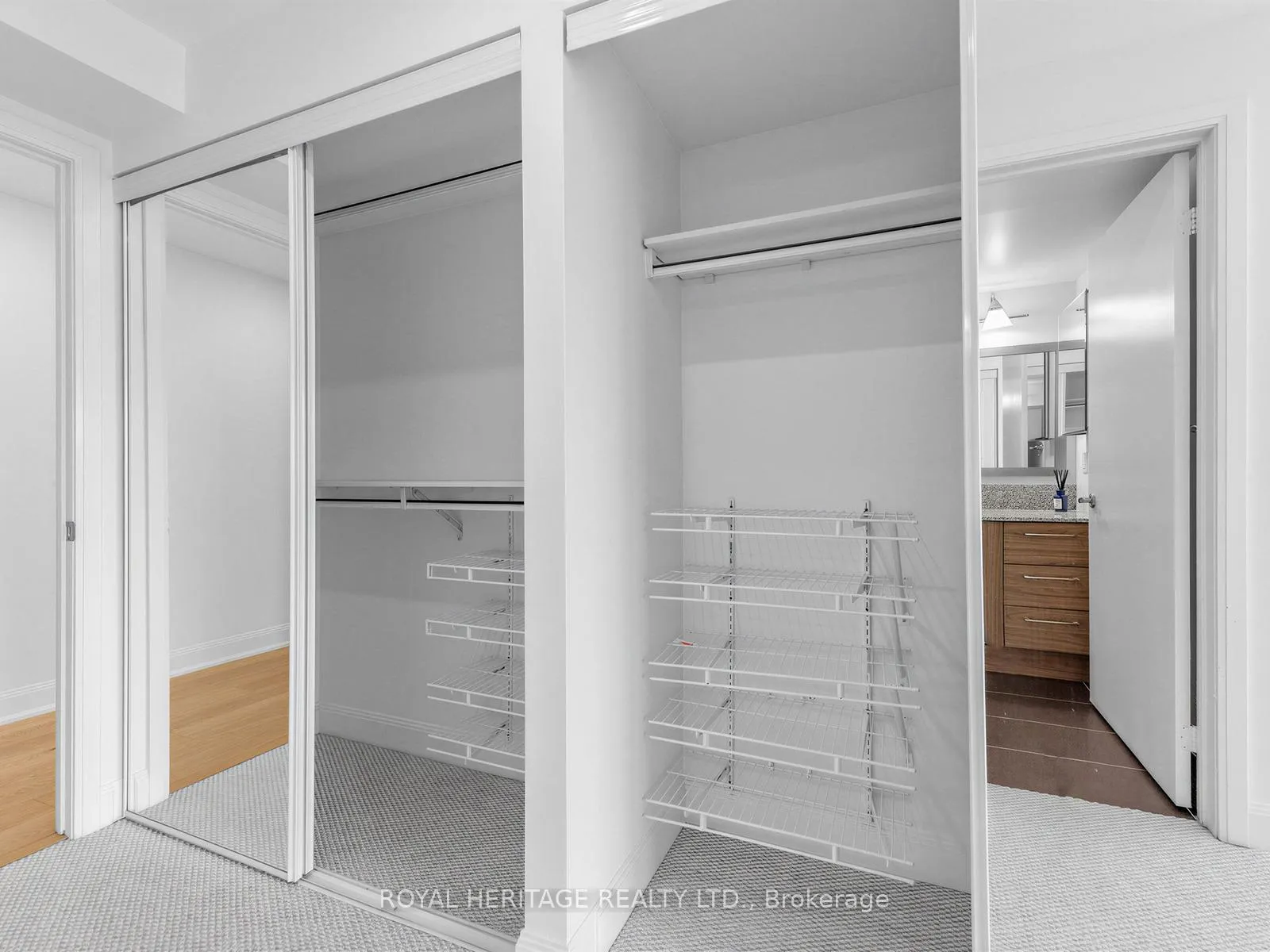 Photo 16 of Unit 2305, 2181 Yonge Street, Toronto, Mount Pleasant West — HOMEH
