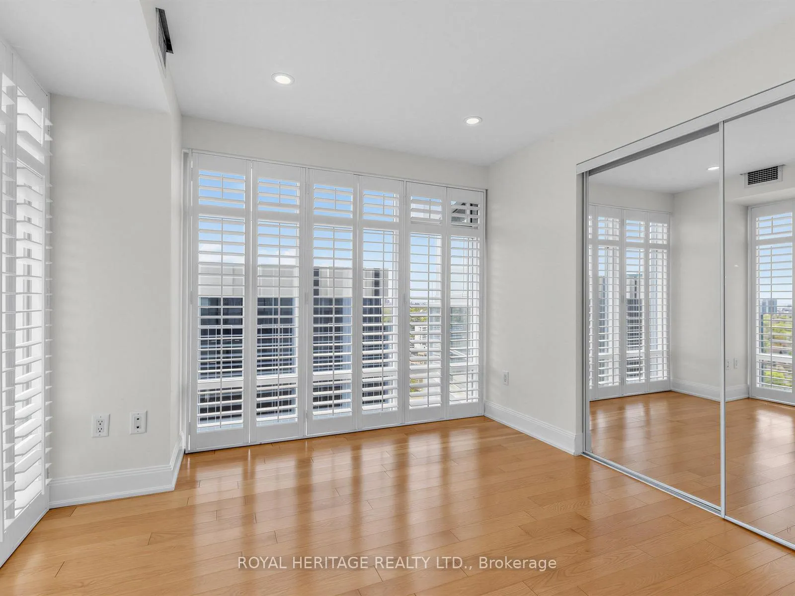 Photo 18 of Unit 2305, 2181 Yonge Street, Toronto, Mount Pleasant West — HOMEH