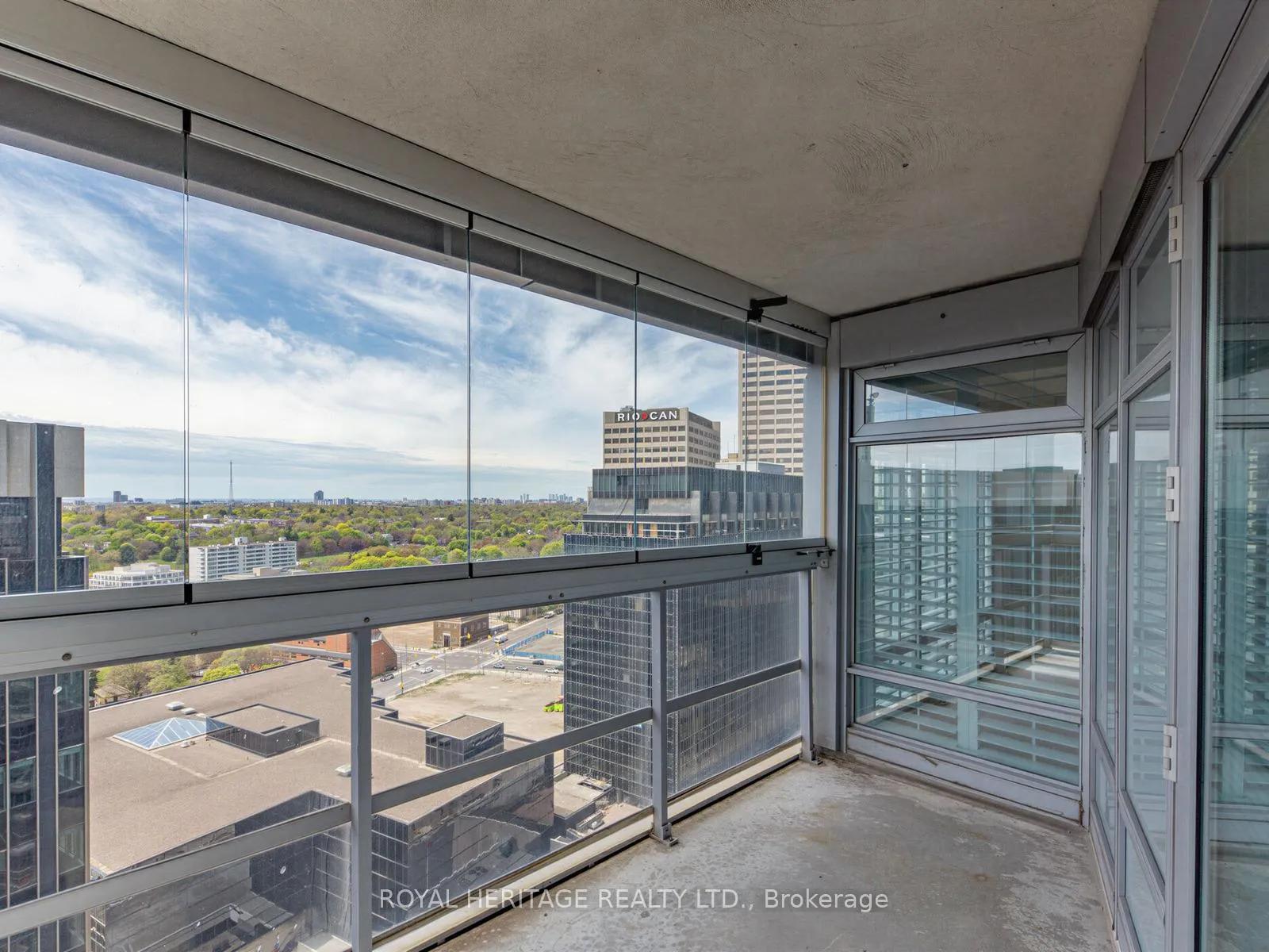 Photo 28 of Unit 2305, 2181 Yonge Street, Toronto, Mount Pleasant West — HOMEH