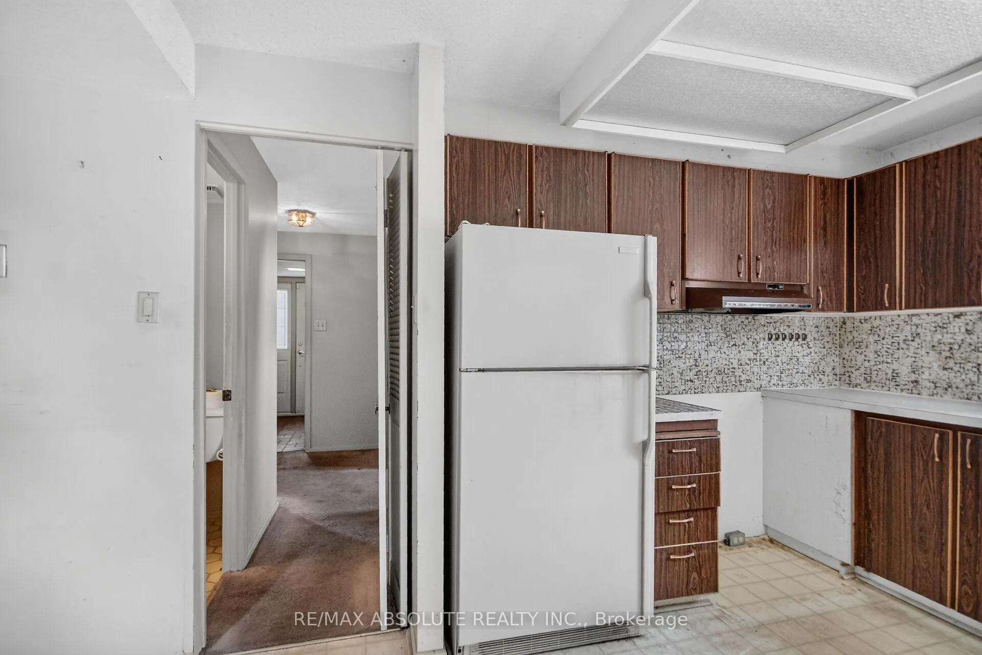 Photo 14 of 32 Sage Crescent, Ottawa, Barrhaven - Pheasant Run — HOMEH