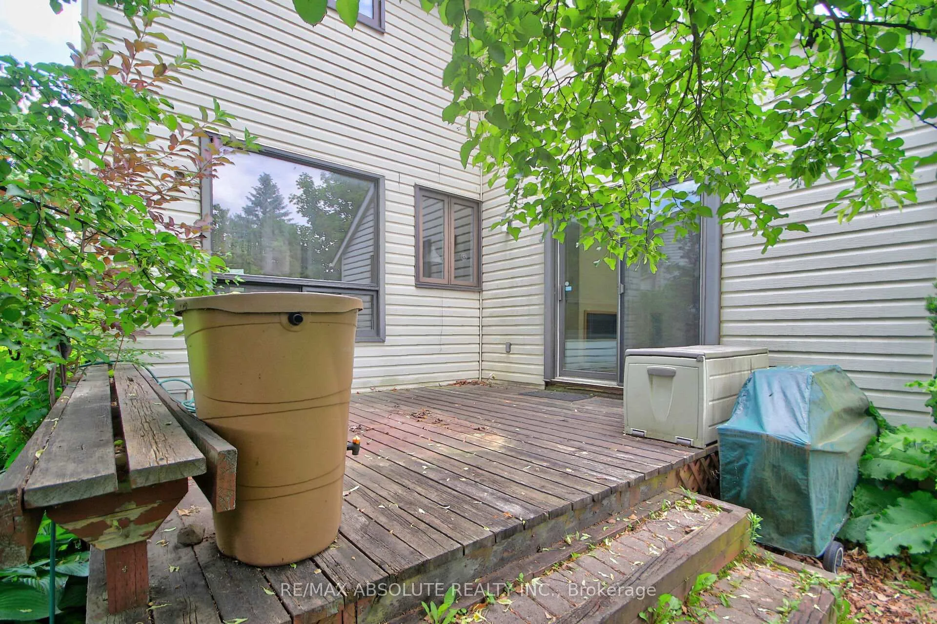 Photo 37 of 32 Sage Crescent, Ottawa, Barrhaven - Pheasant Run — HOMEH
