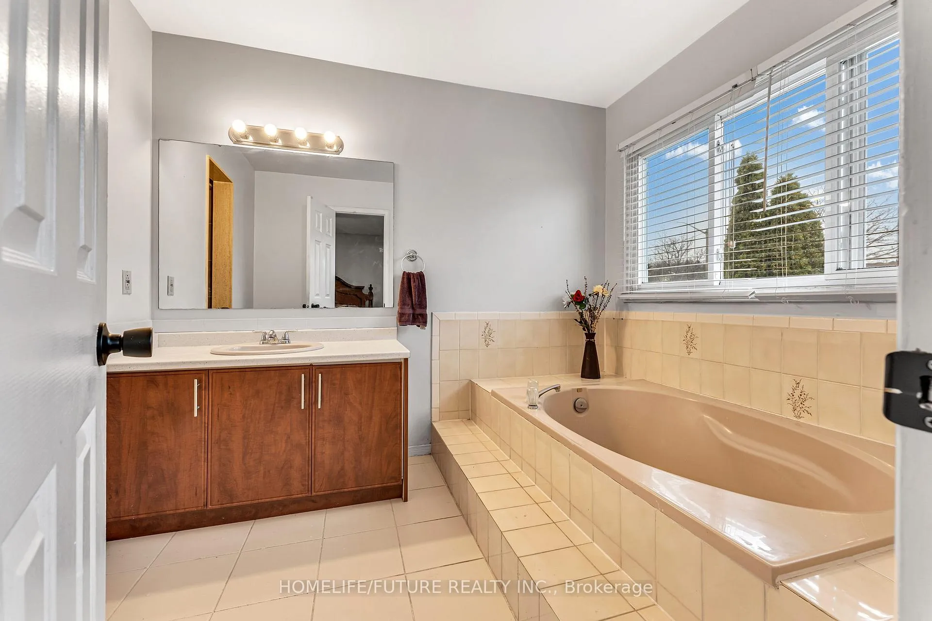 Photo 17 of 1600 Melman Street, Pickering, Brock Ridge — HOMEH