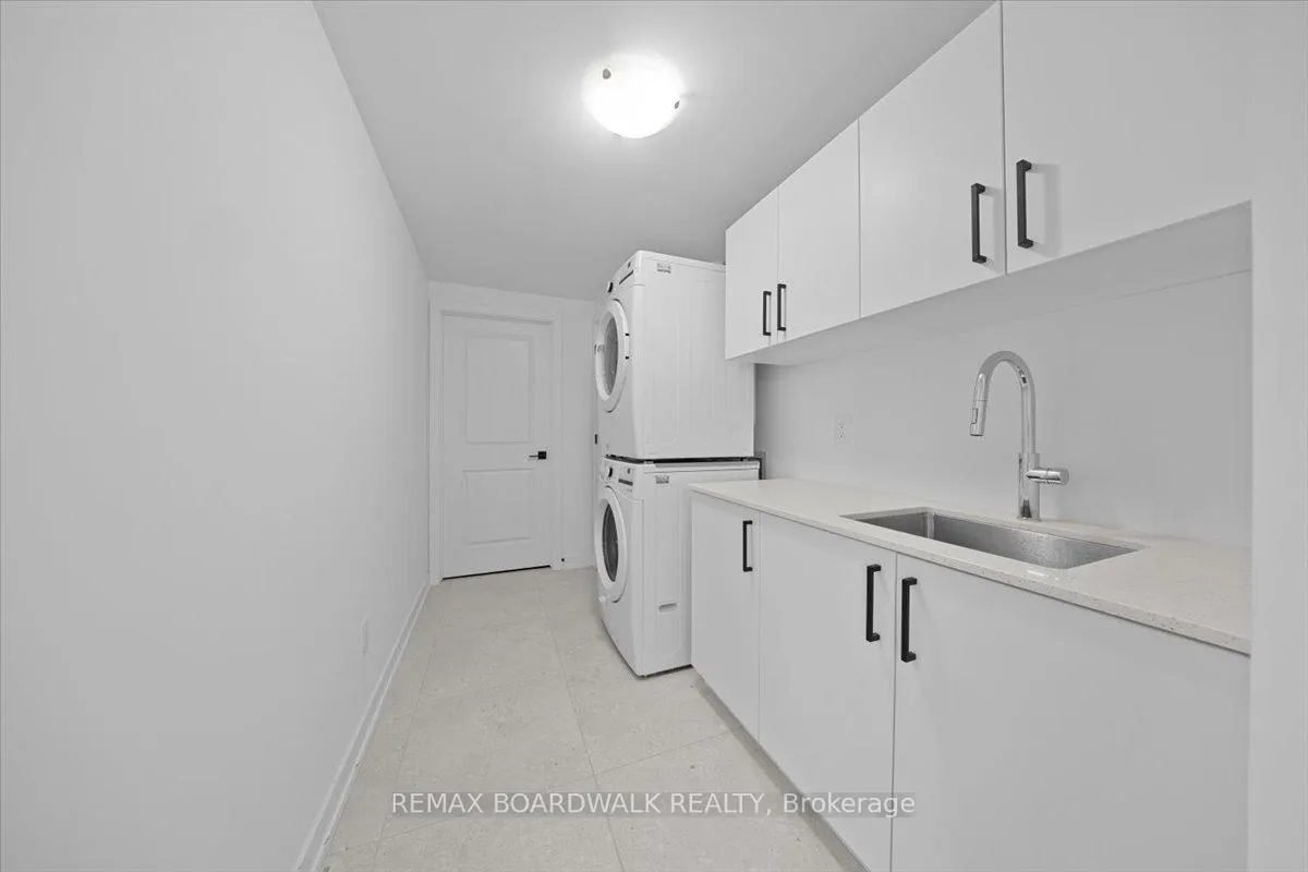 Photo 18 of 141 Shelleright Street, Ottawa, Kanata - Emerald Meadows/Trailwest — HOMEH