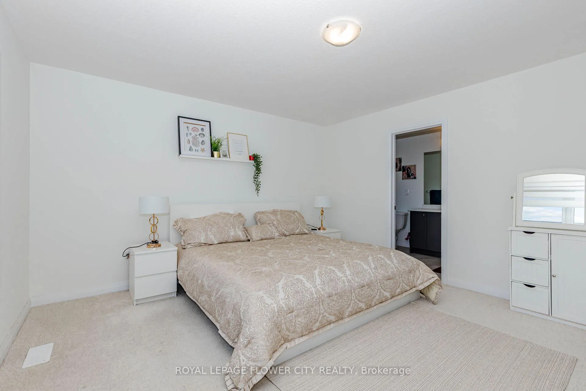 Photo 34 of 60 Granville Crescent, Haldimand — HOMEH