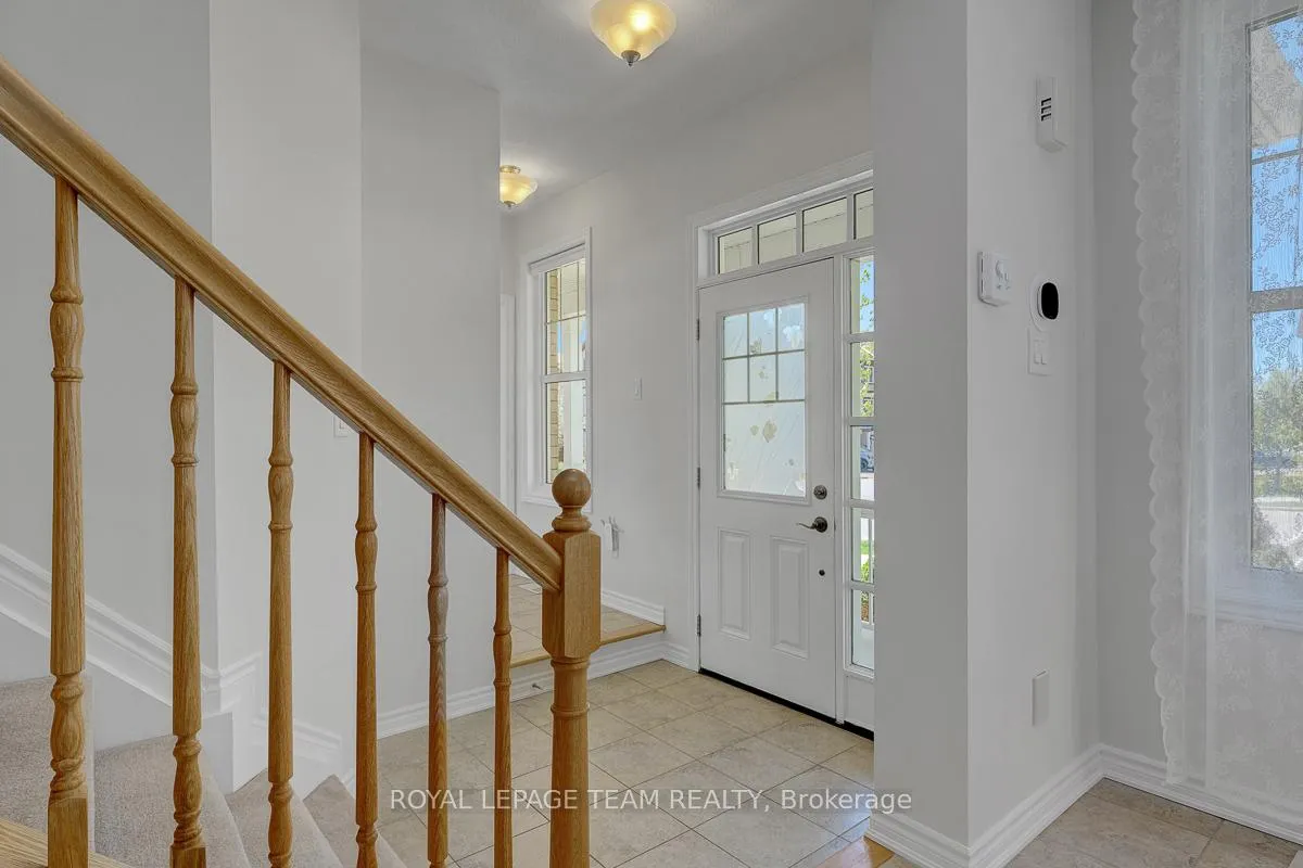 Photo 7 of 200 Rivertree Street, Ottawa, Kanata - Emerald Meadows/Trailwest — HOMEH