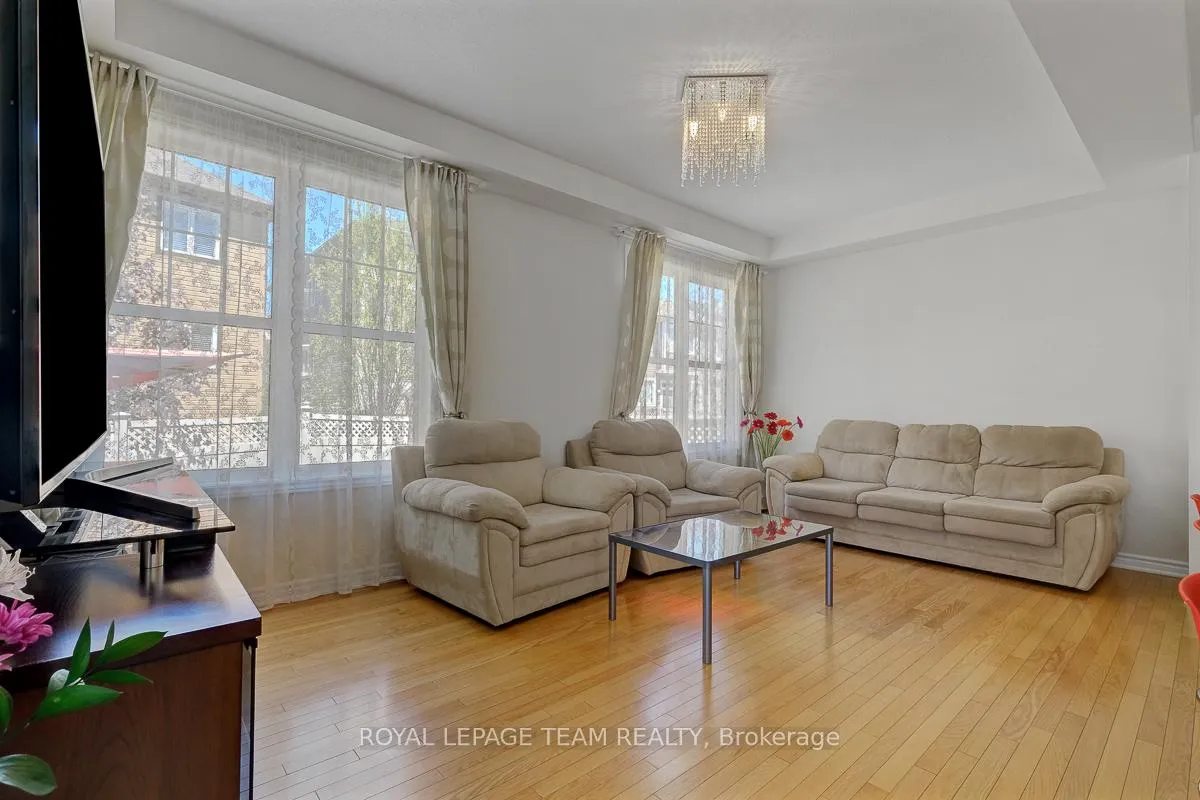 Photo 10 of 200 Rivertree Street, Ottawa, Kanata - Emerald Meadows/Trailwest — HOMEH