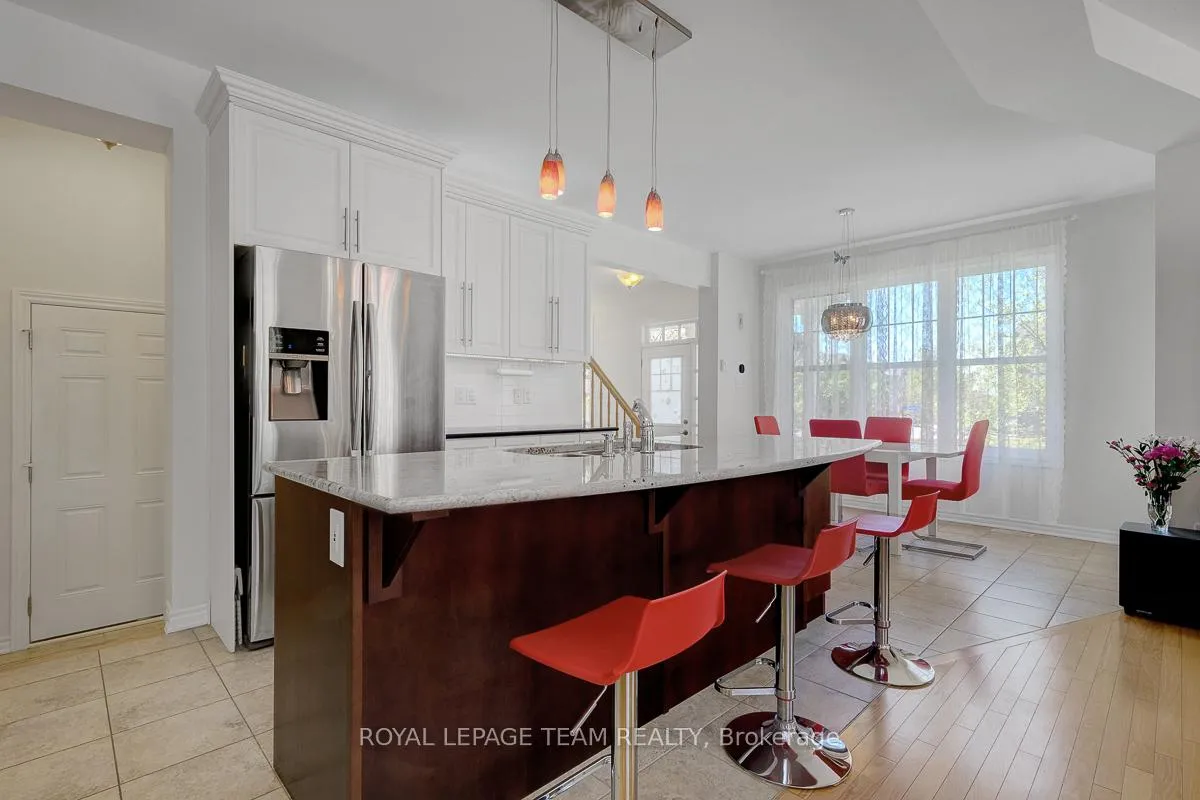 Photo 17 of 200 Rivertree Street, Ottawa, Kanata - Emerald Meadows/Trailwest — HOMEH