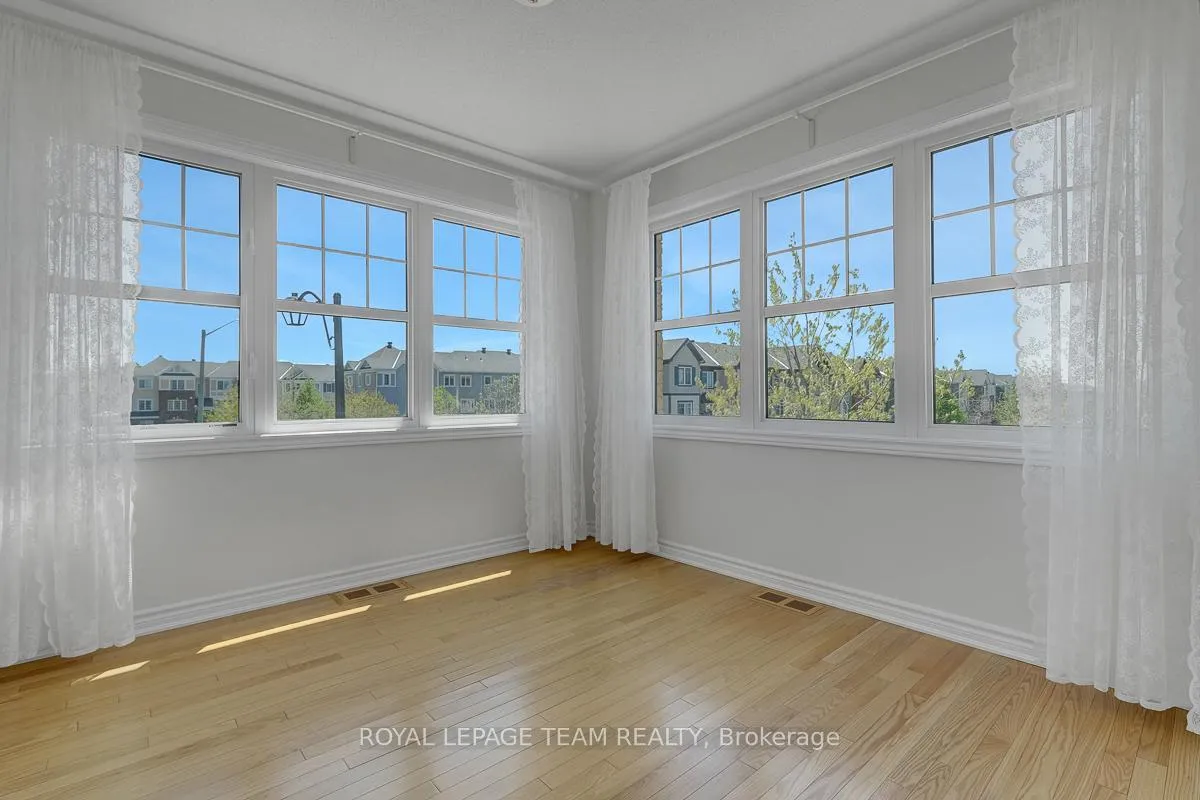 Photo 32 of 200 Rivertree Street, Ottawa, Kanata - Emerald Meadows/Trailwest — HOMEH