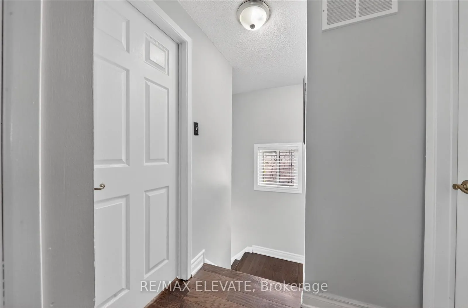 Photo 15 of 25 Stockbridge Crescent, Ajax, Central West — HOMEH