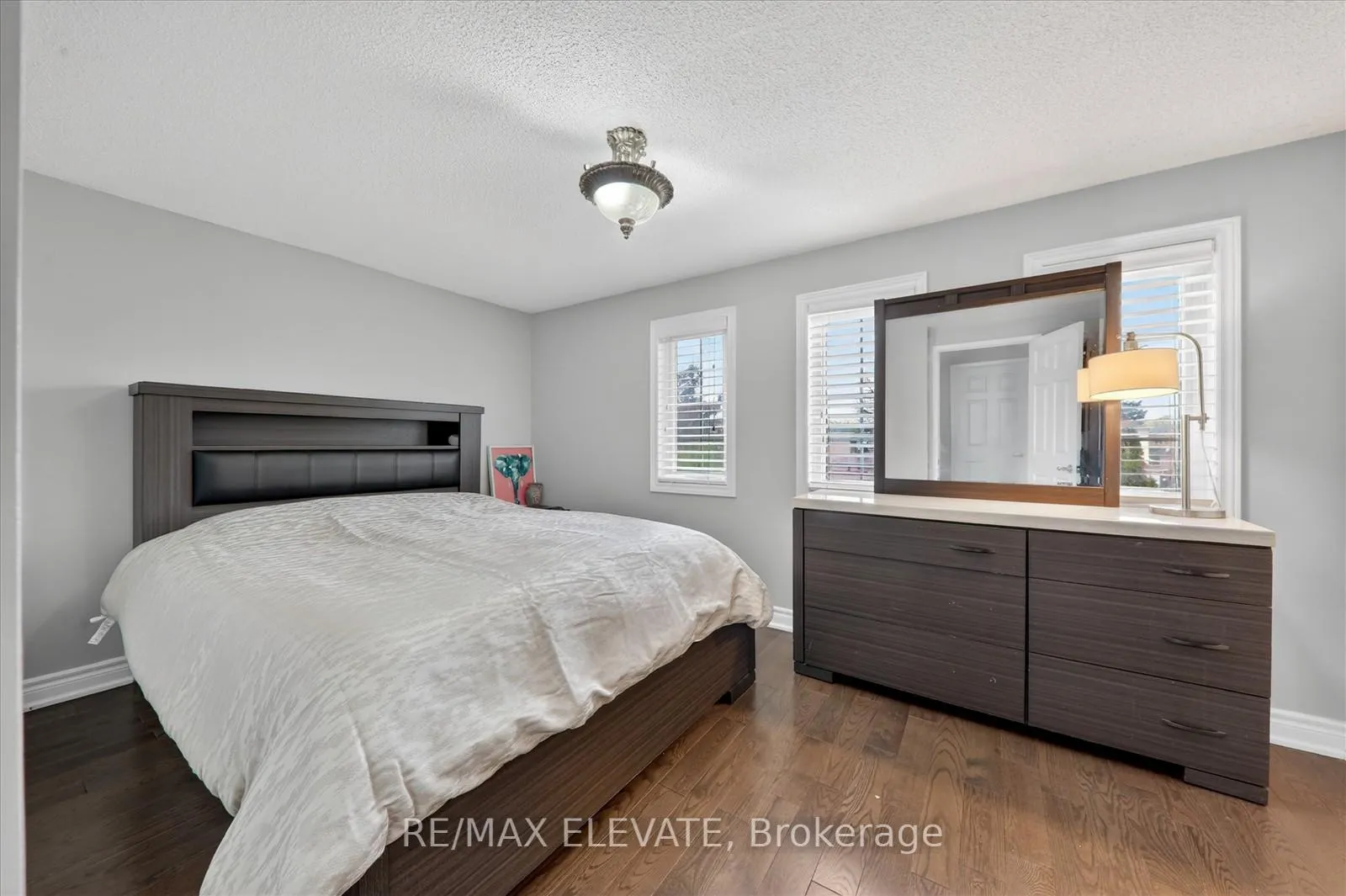 Photo 16 of 25 Stockbridge Crescent, Ajax, Central West — HOMEH