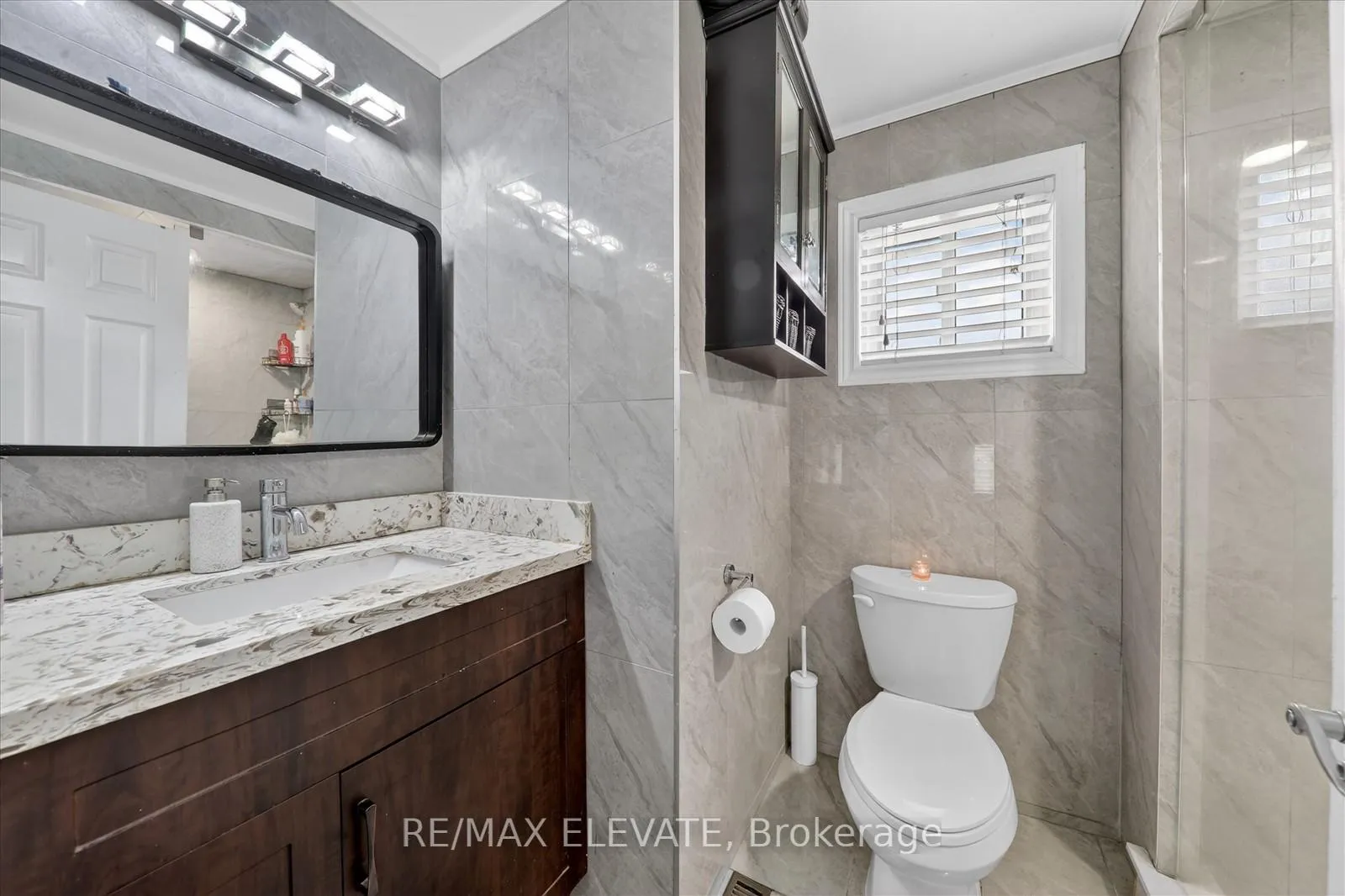 Photo 19 of 25 Stockbridge Crescent, Ajax, Central West — HOMEH