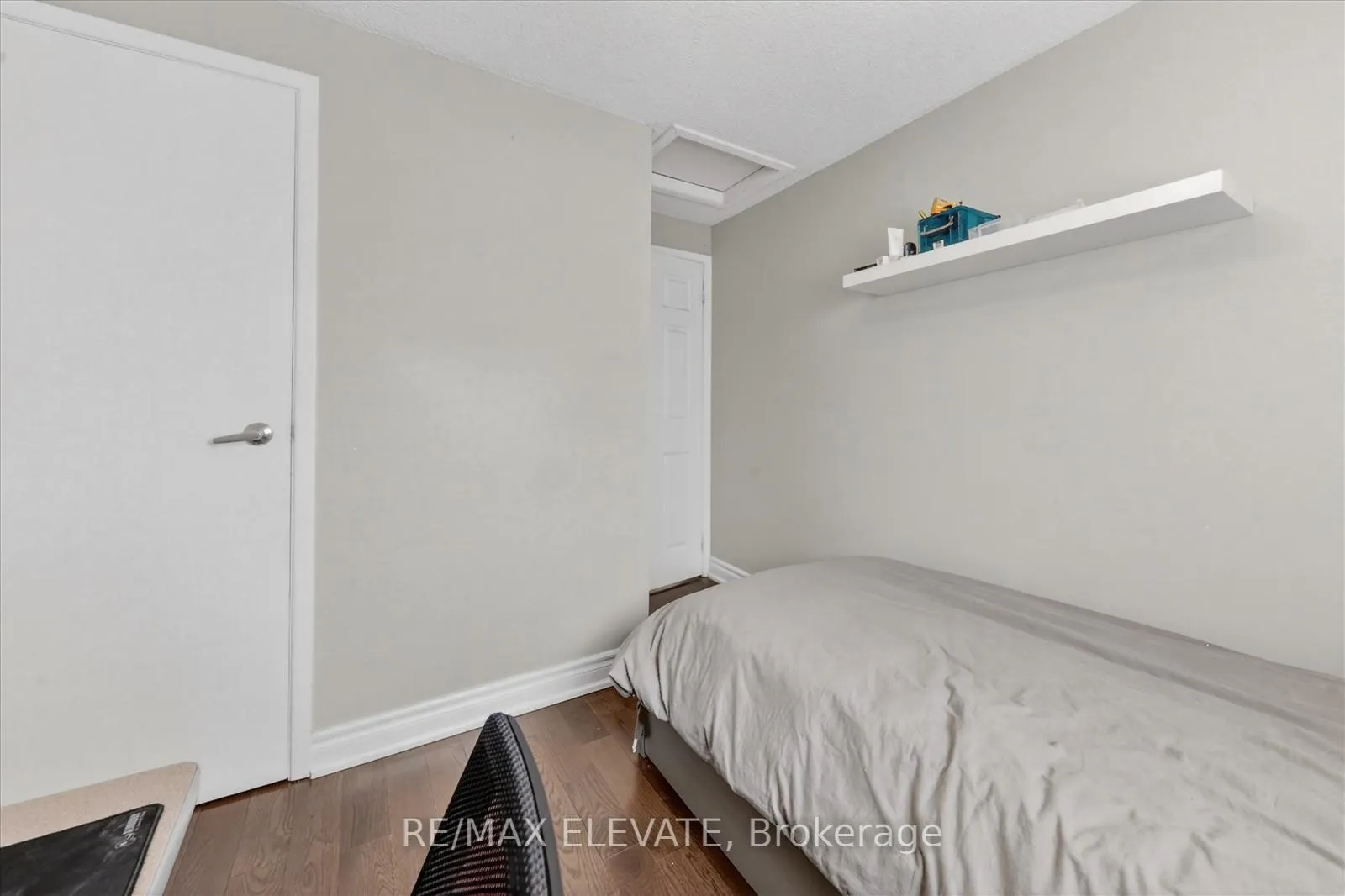 Photo 21 of 25 Stockbridge Crescent, Ajax, Central West — HOMEH