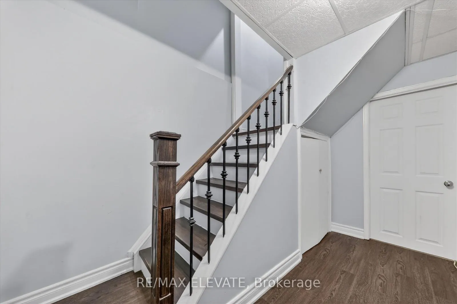 Photo 24 of 25 Stockbridge Crescent, Ajax, Central West — HOMEH