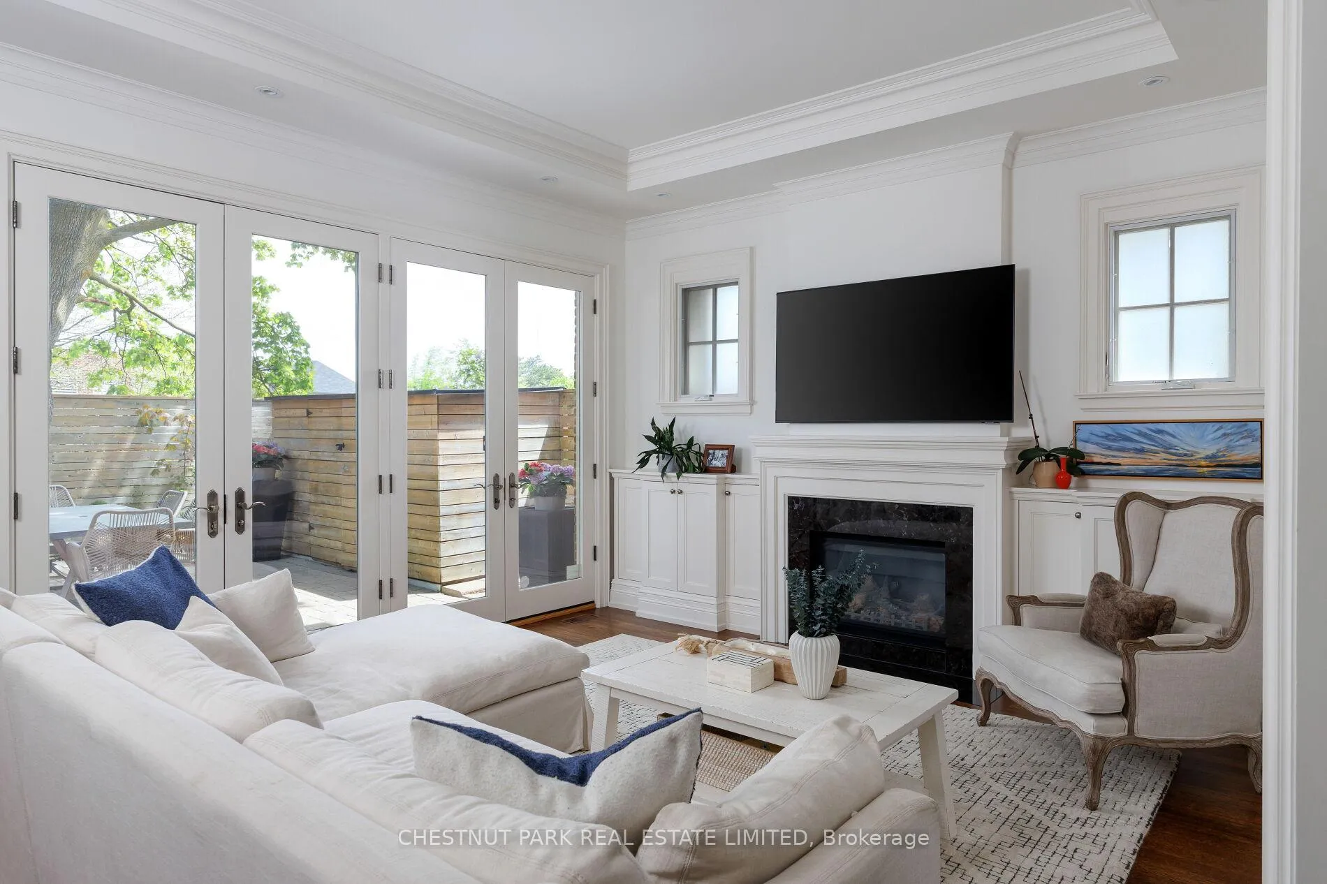 Photo 6 of 7 Strathgowan Crescent, Toronto, Lawrence Park South — HOMEH