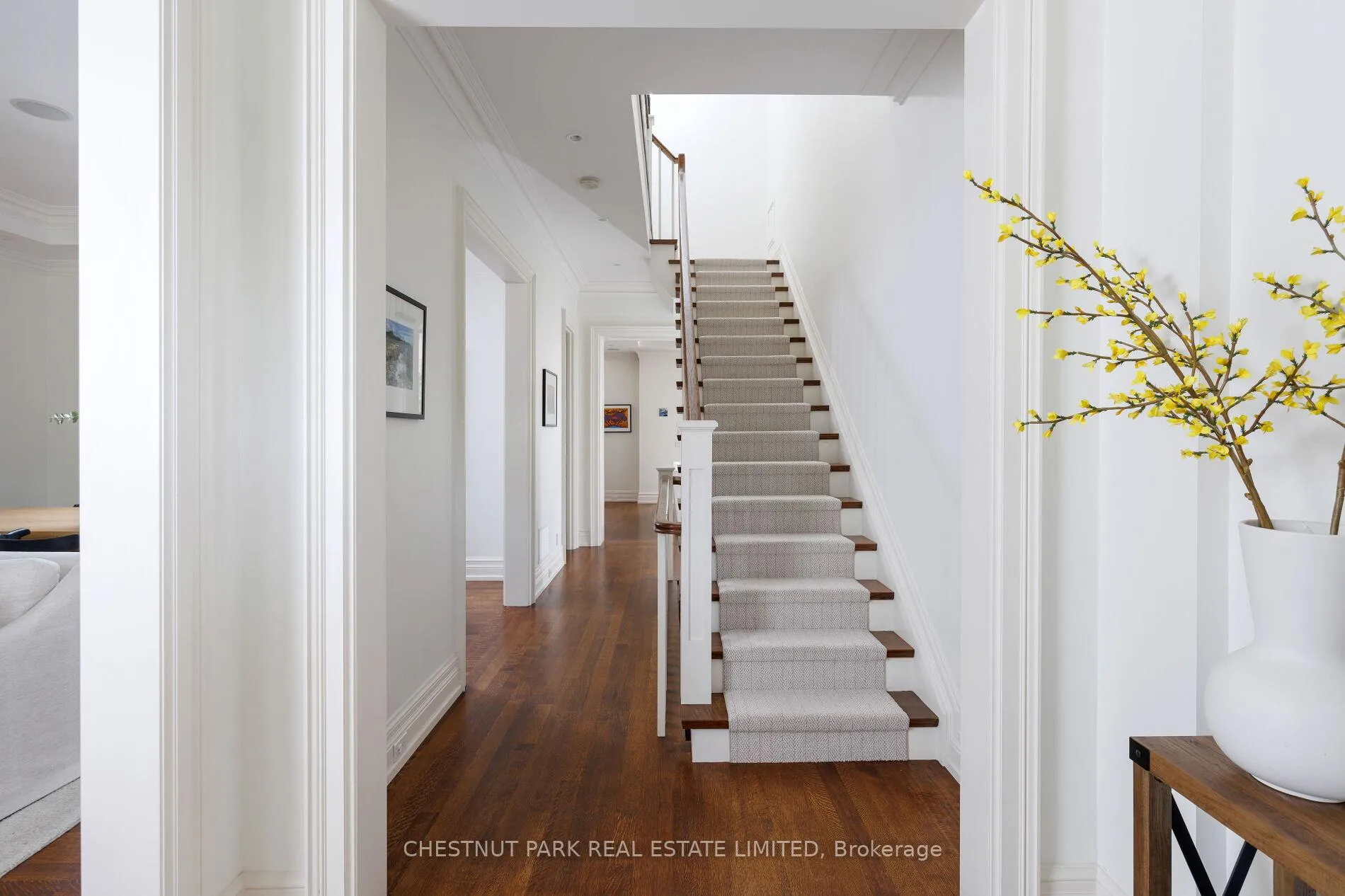 Photo 22 of 7 Strathgowan Crescent, Toronto, Lawrence Park South — HOMEH